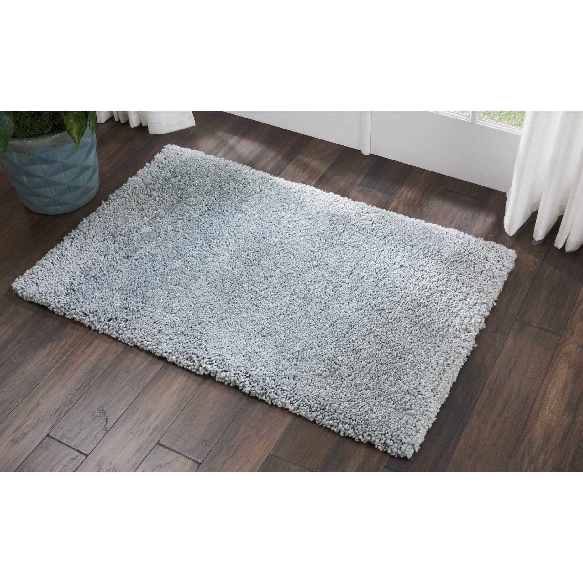 Tapis Nourison Malibu Shag moderne en peluche unie