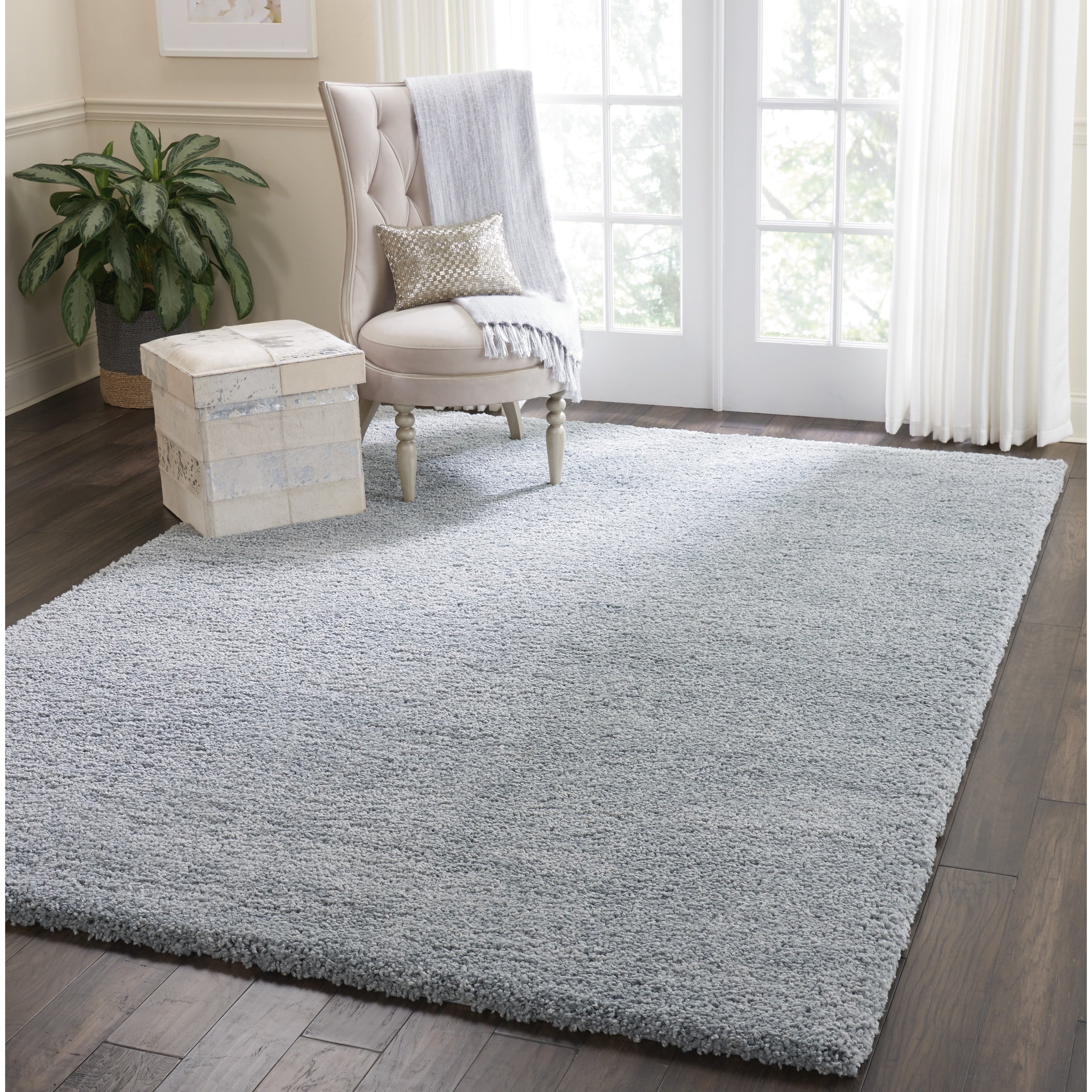 Tapis Nourison Malibu Shag moderne en peluche unie