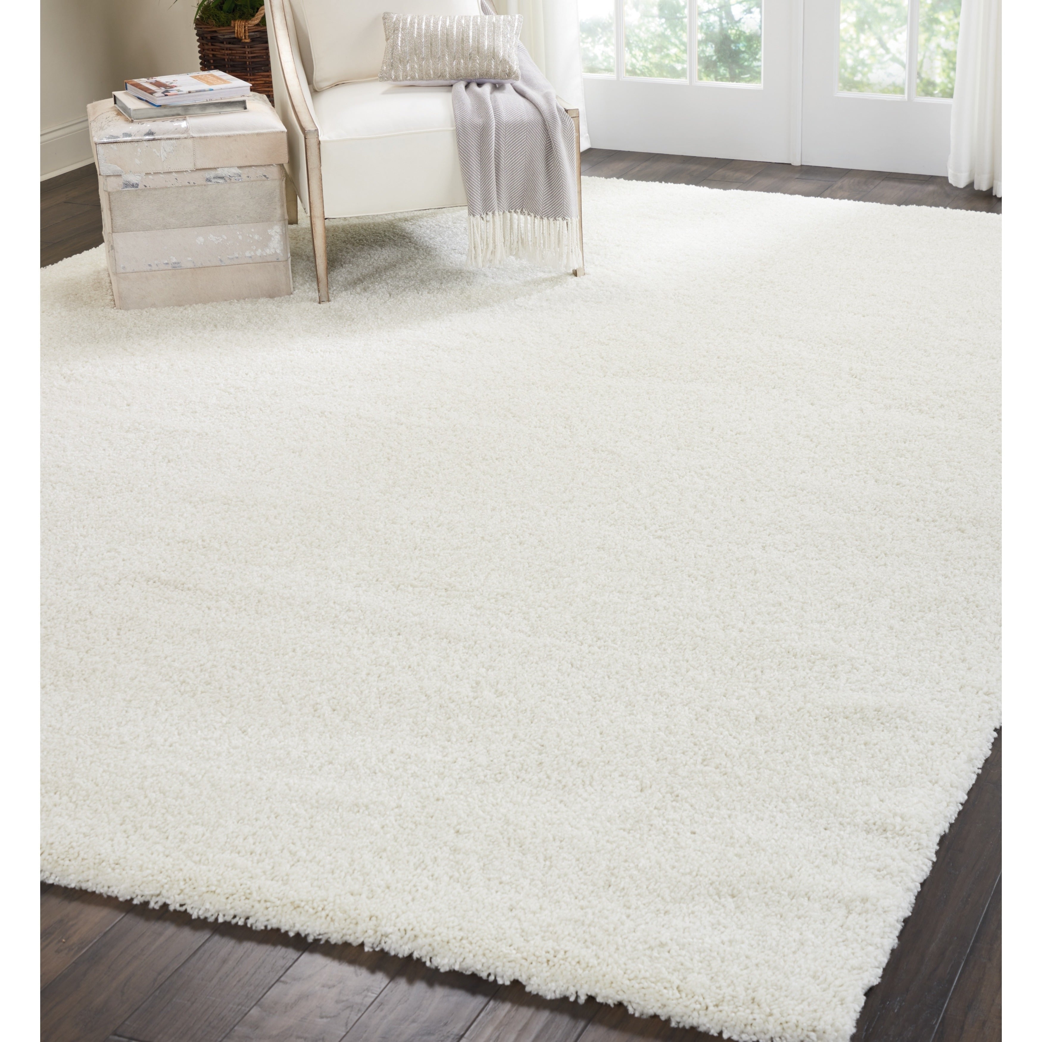 Tapis Nourison Malibu Shag moderne en peluche unie