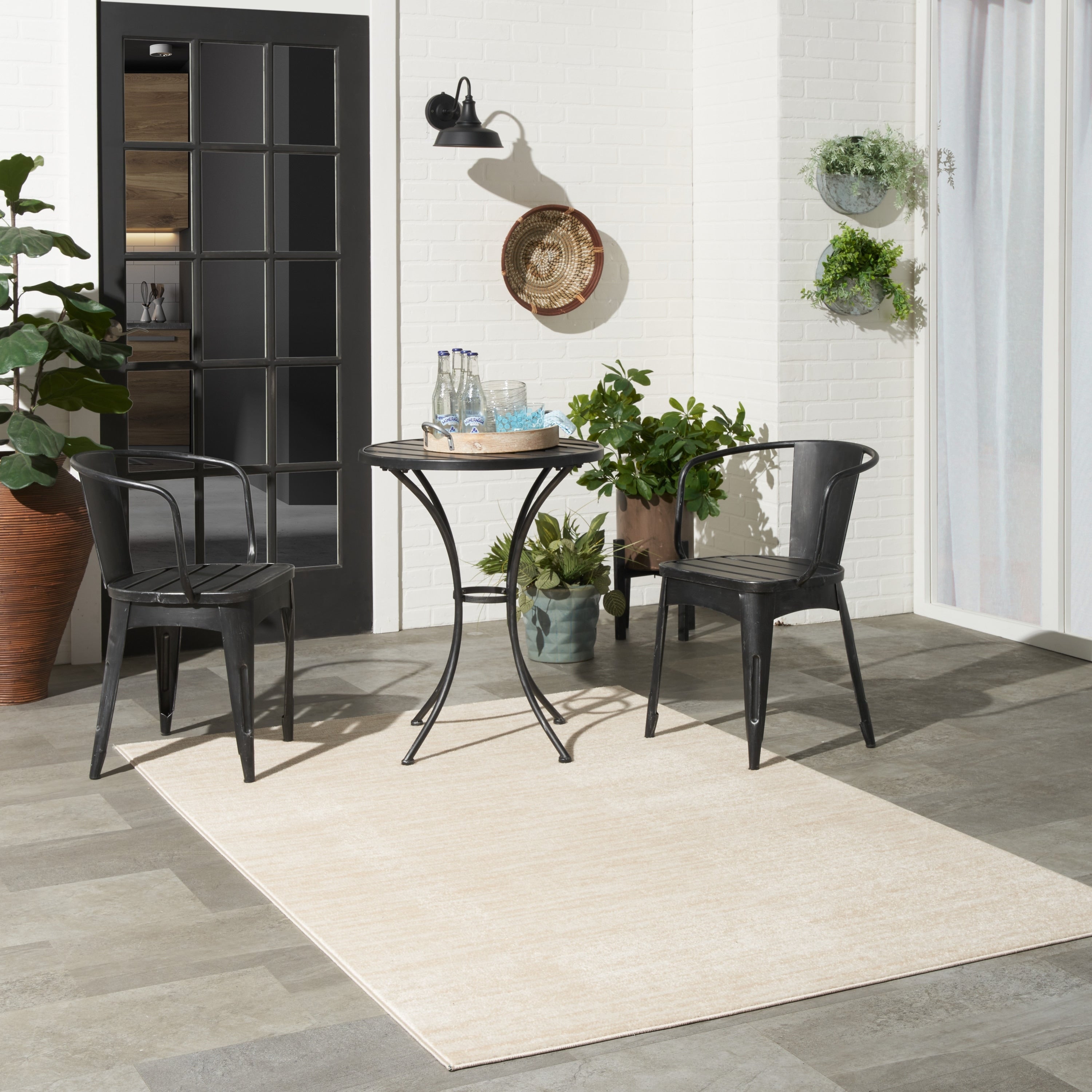 Nourison Modern Solid Indoor/Outdoor Area Rug