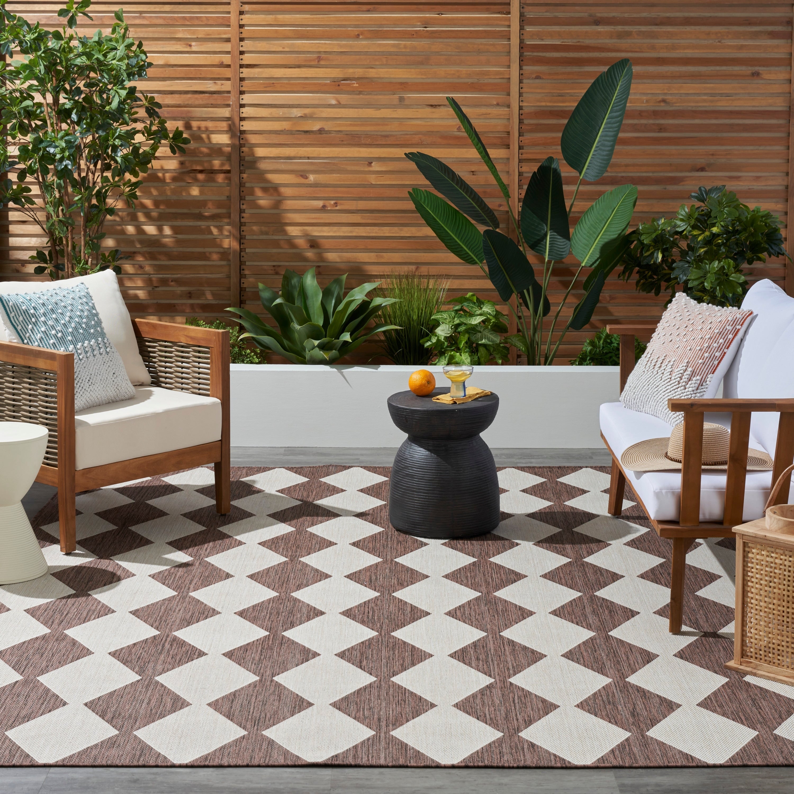 Nourison Positano Indoor/Outdoor Geometric Area Rug