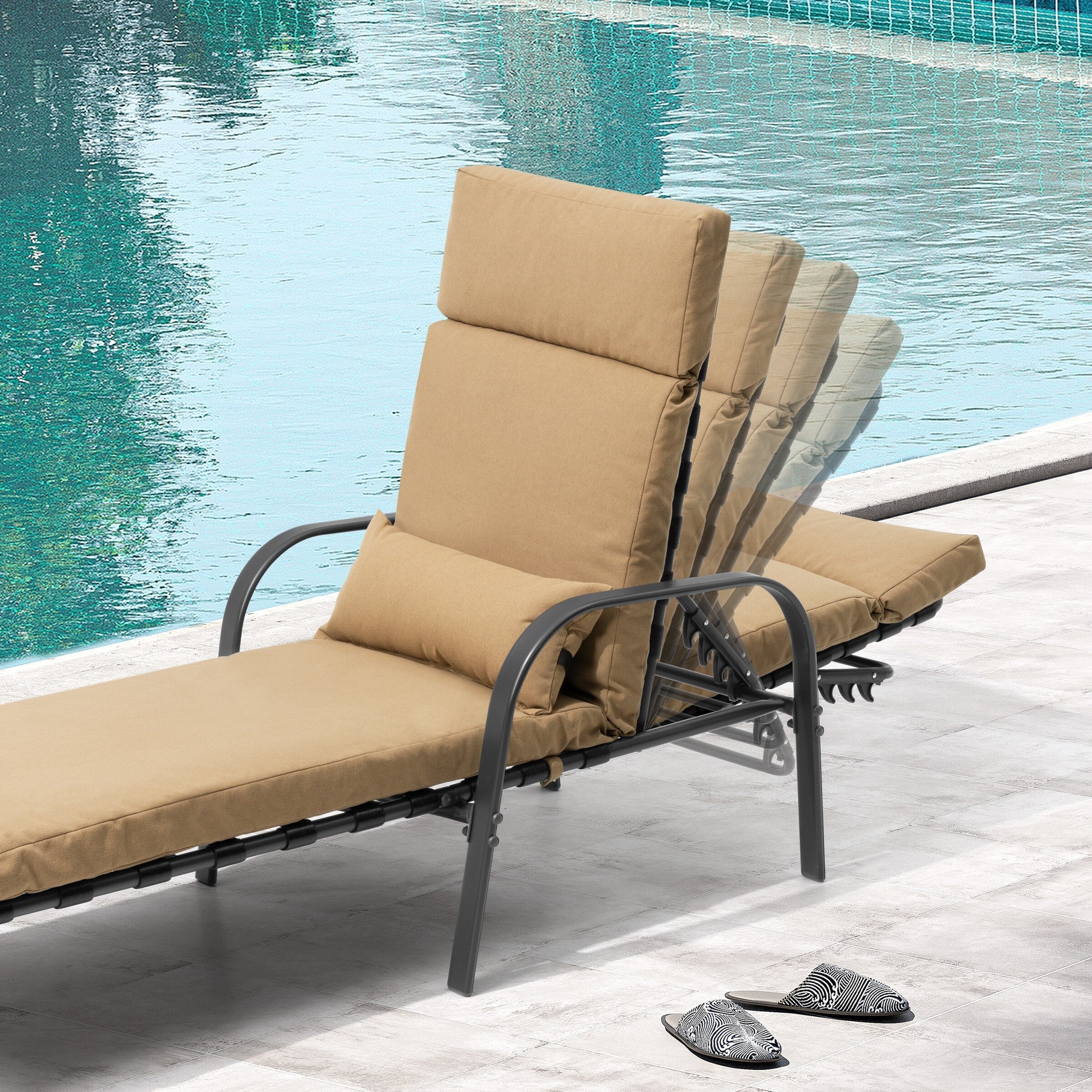 Chaise longue d'extérieur réglable avec coussin pour la plage et la piscine