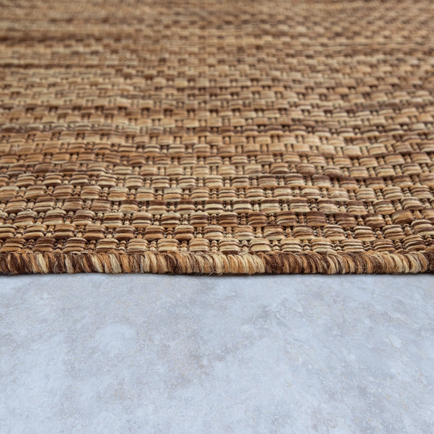 Variegated Waterproof Outdoor Rug for Patio