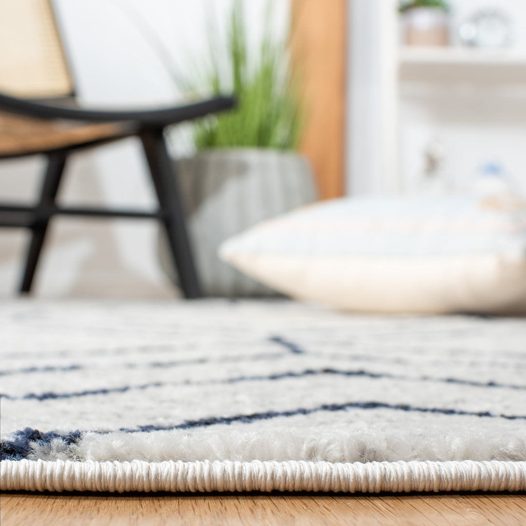 Tapis géométrique moderne SAFAVIEH Adirondack Juvelina