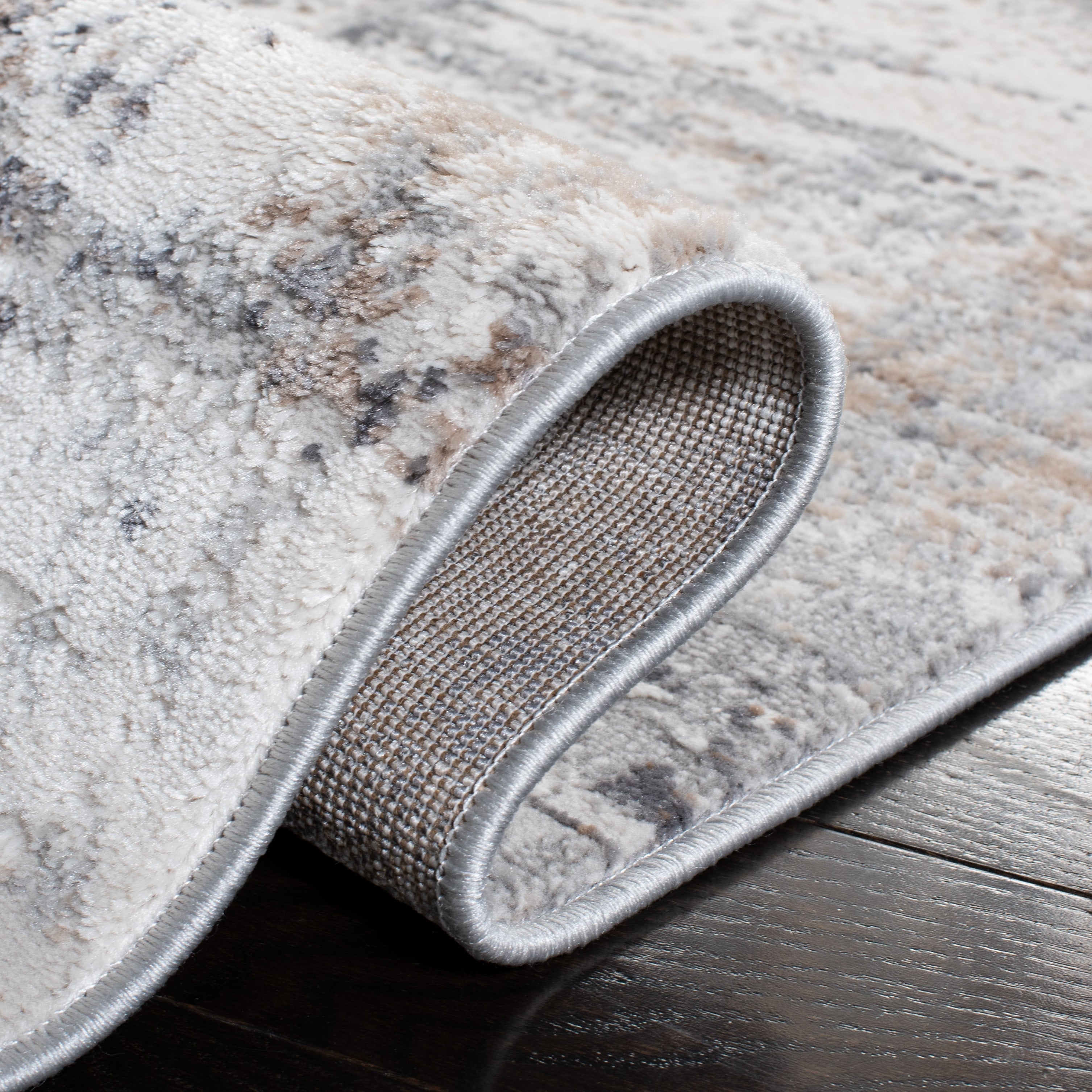 Tapis abstrait moderne SAFAVIEH Amelia Sanita