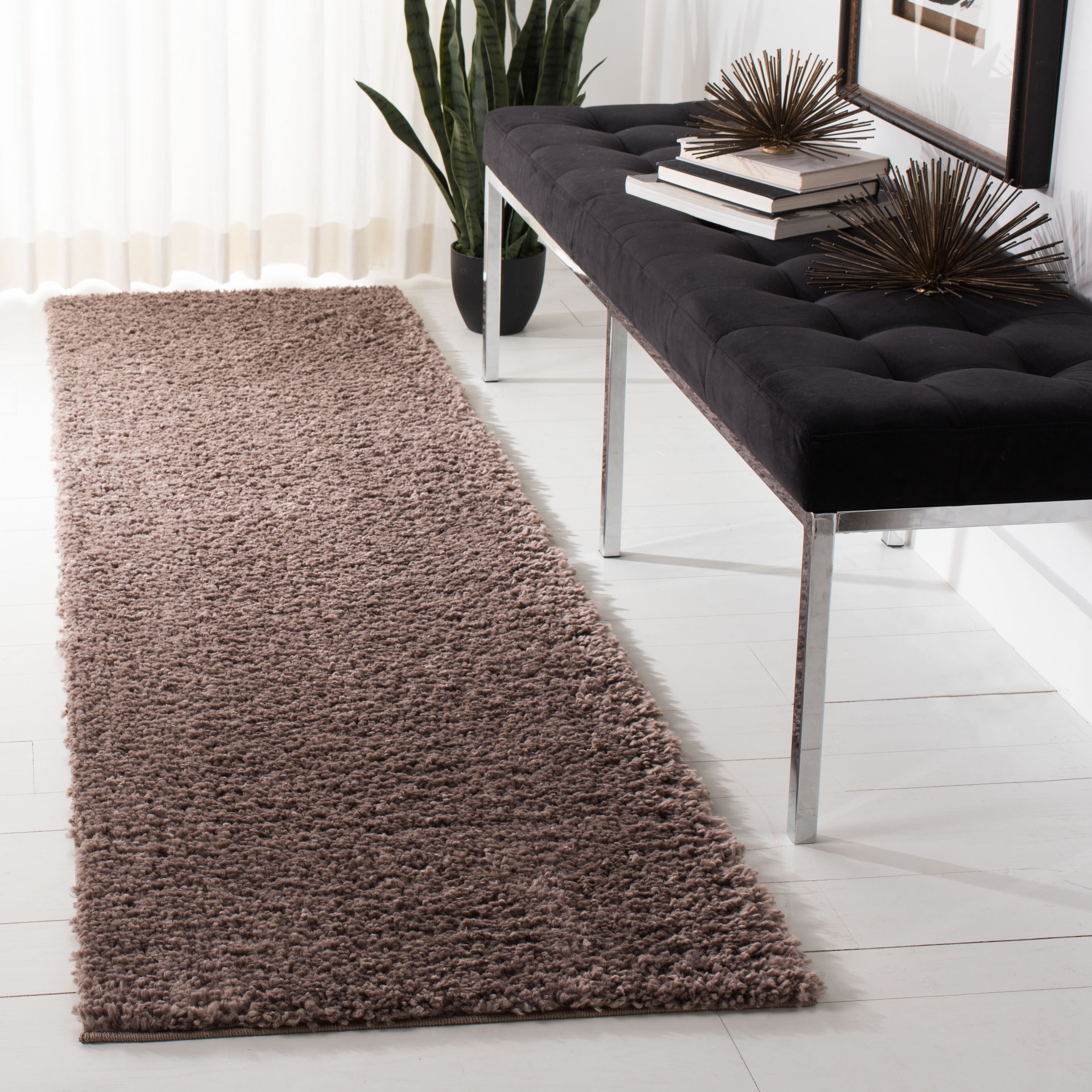 Tapis SAFAVIEH August Wilhelma Shag uni de 3 cm d'épaisseur