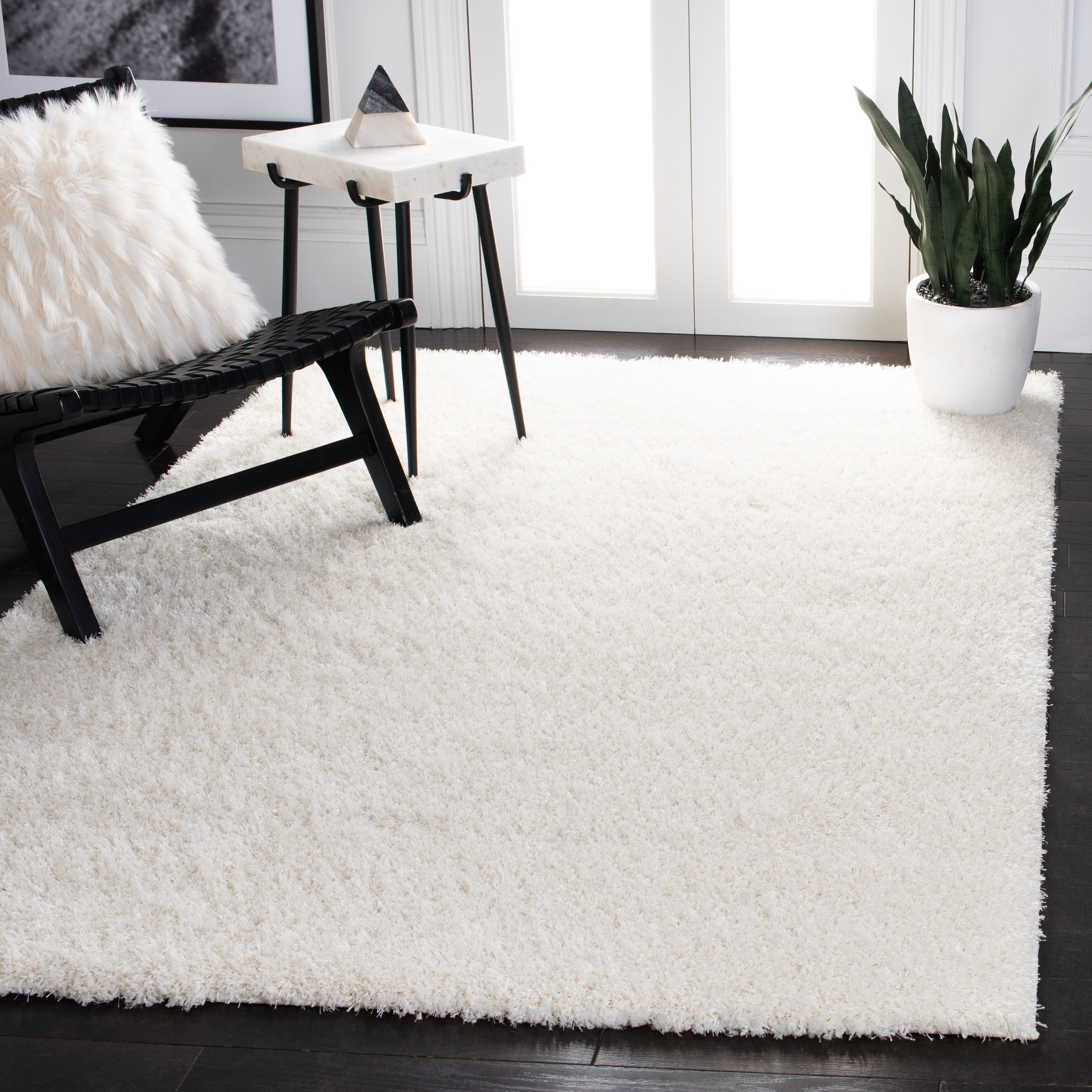 Tapis SAFAVIEH Charlotte Shag Truc uni de 5 cm d'épaisseur