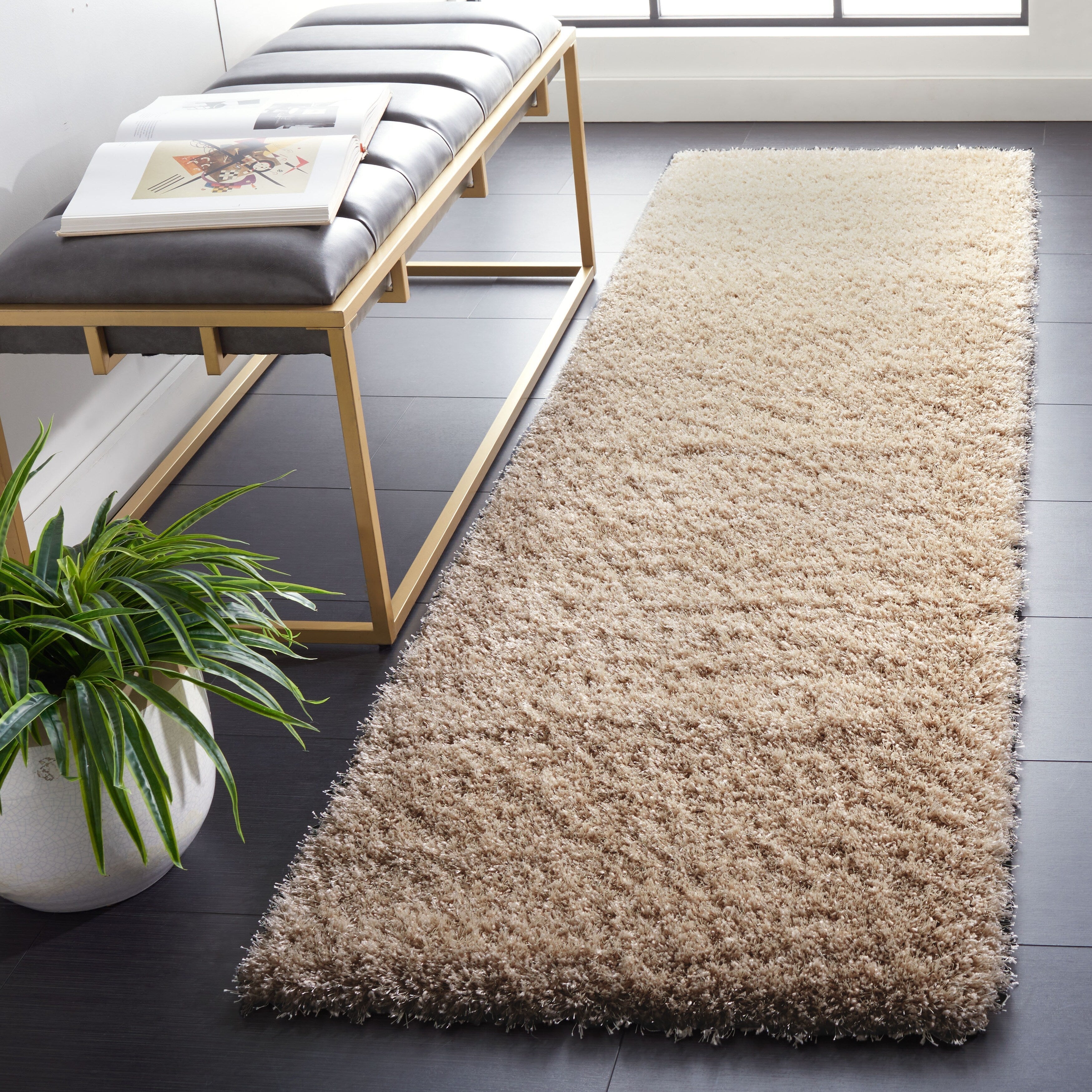 Tapis SAFAVIEH Charlotte Shag Truc uni de 5 cm d'épaisseur