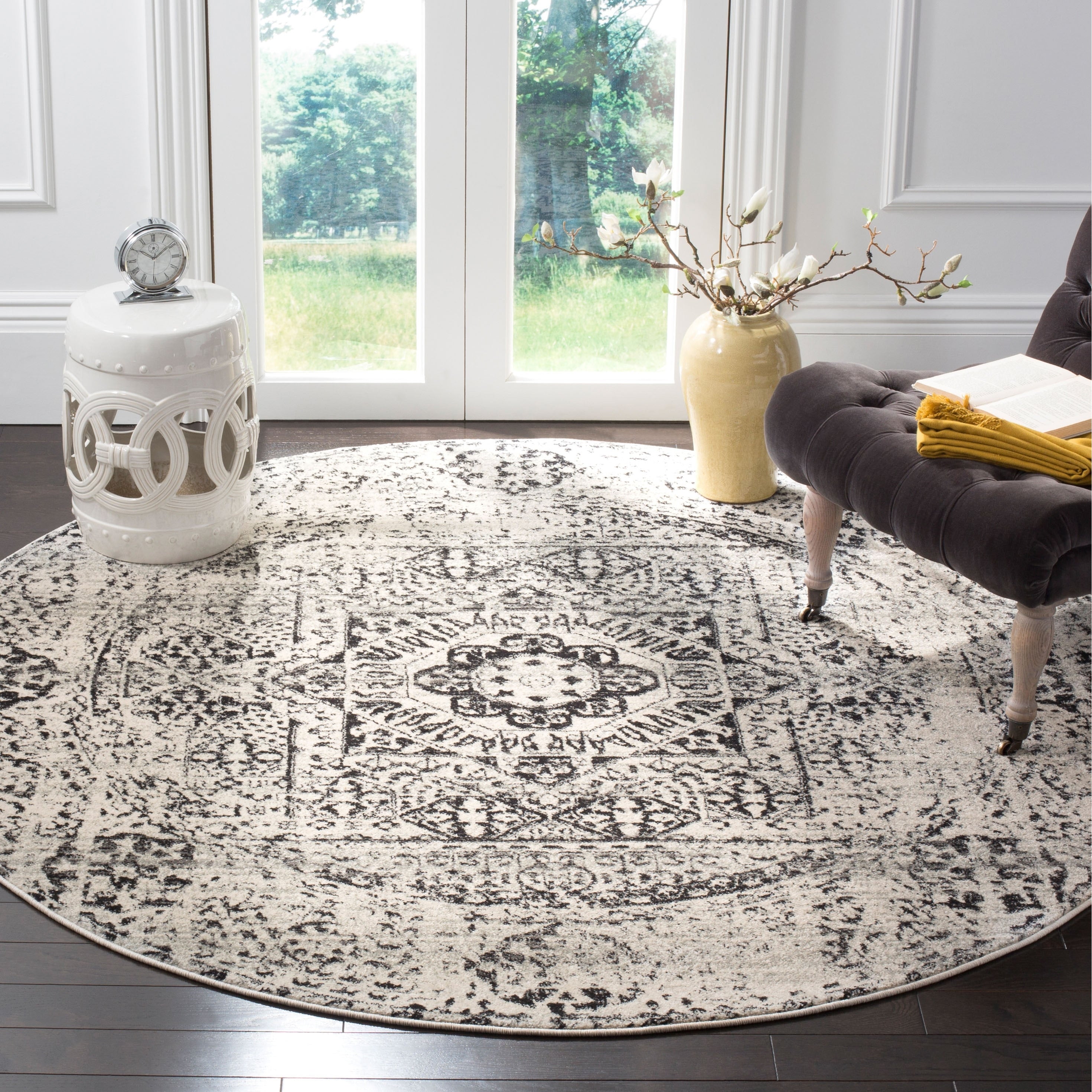 SAFAVIEH Evoke Gioia Vintage Boho Medallion Distressed Rug