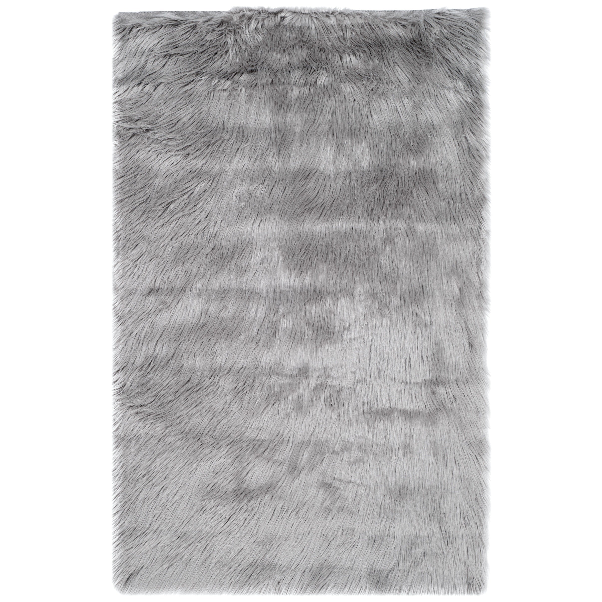SAFAVIEH Faux Sheep Silke Skin 2.4-inch Thick Rug