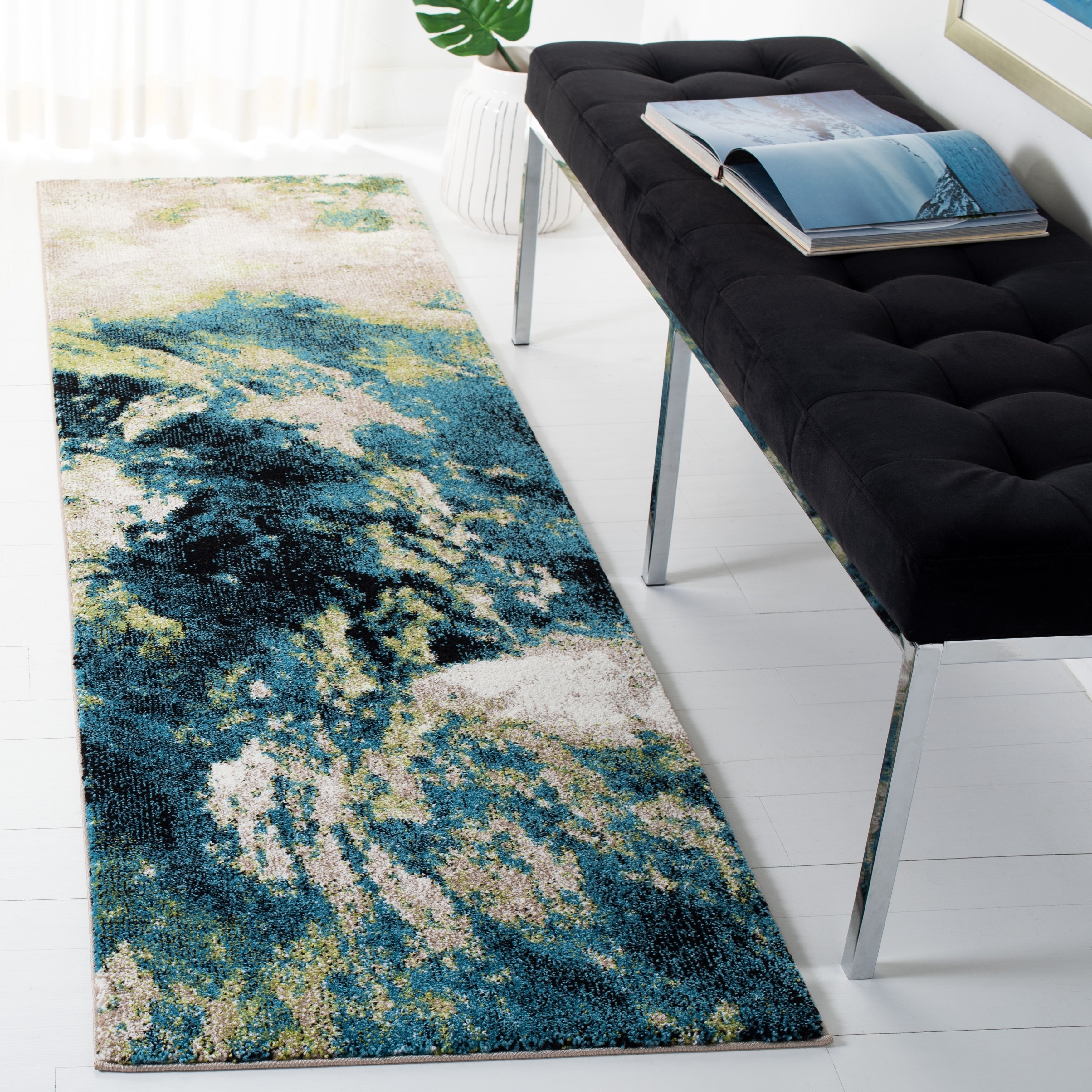 SAFAVIEH Glacier Beno卯te Modern Abstract Rug