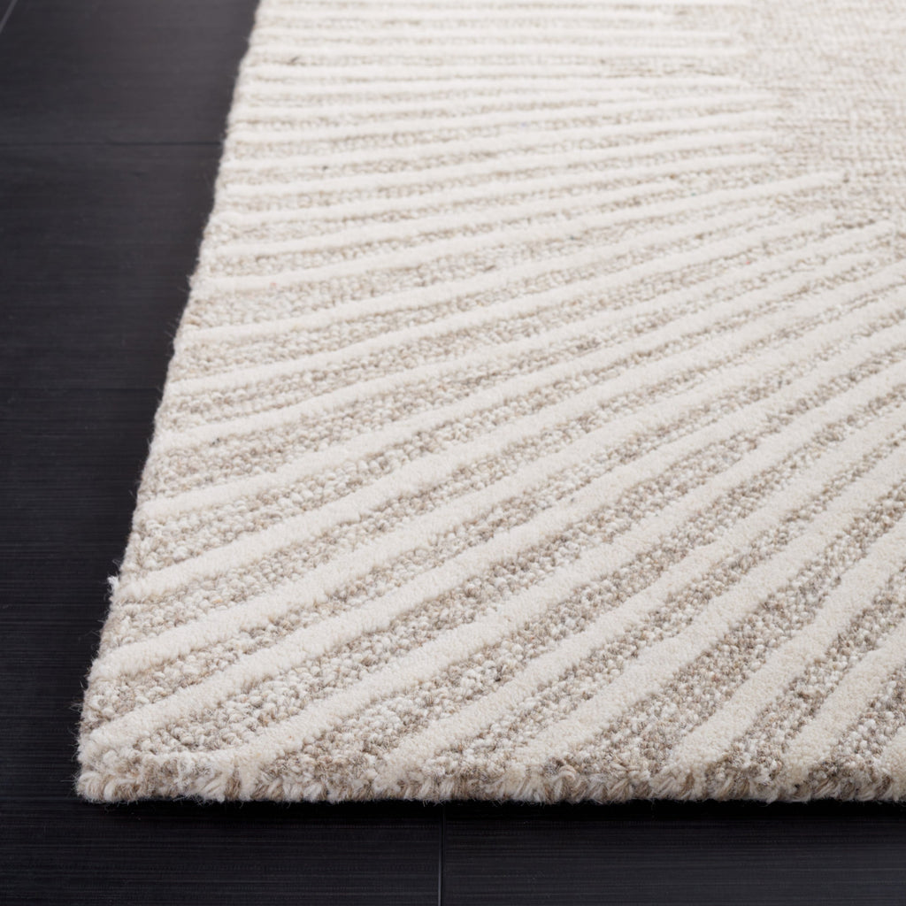 SAFAVIEH Handmade Abstract Sofoula Modern Wool Rug