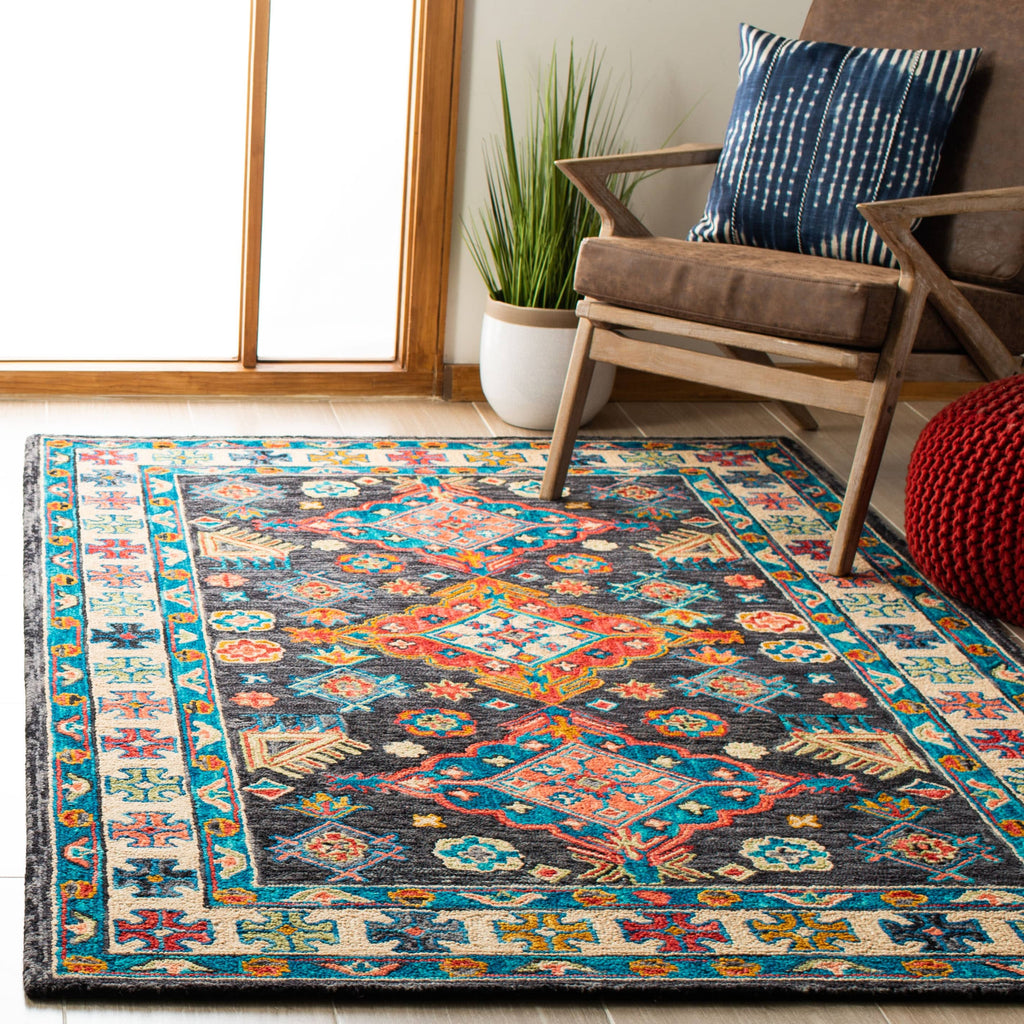 SAFAVIEH Handmade Aspen Sigur镁ora Bohemian Wool Rug