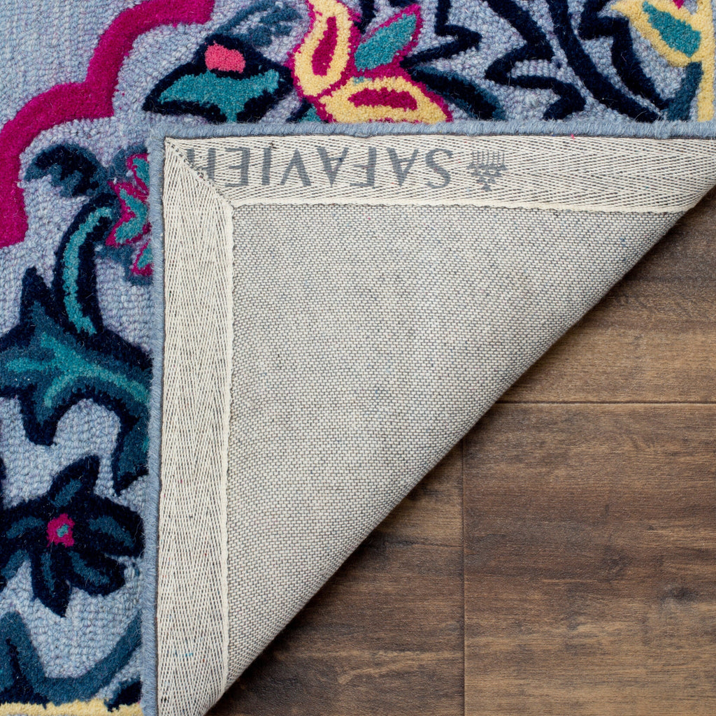 SAFAVIEH Handmade Bellagio Cailin Medallion Wool Rug