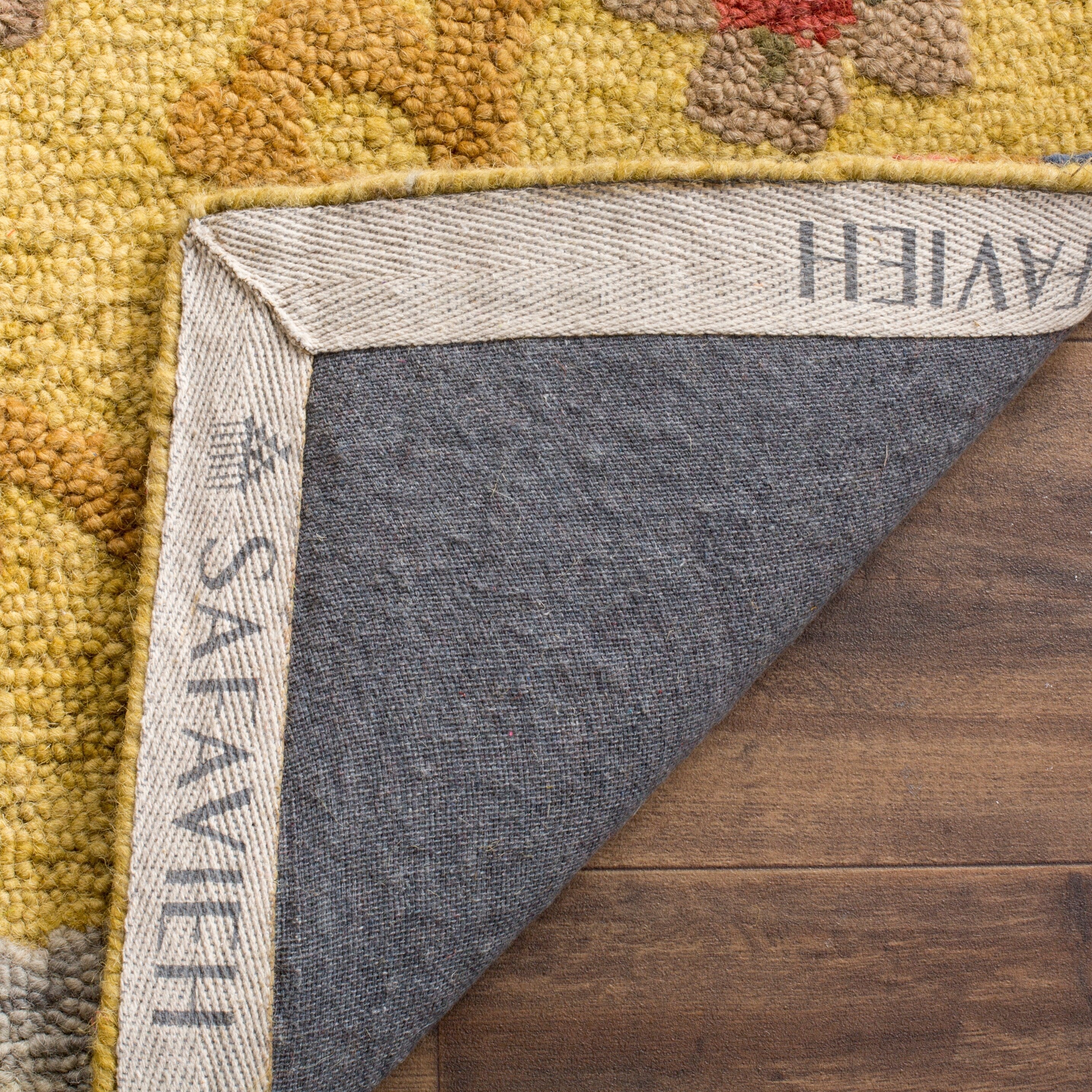 SAFAVIEH Handmade Blossom Maaret Modern Floral Wool Rug