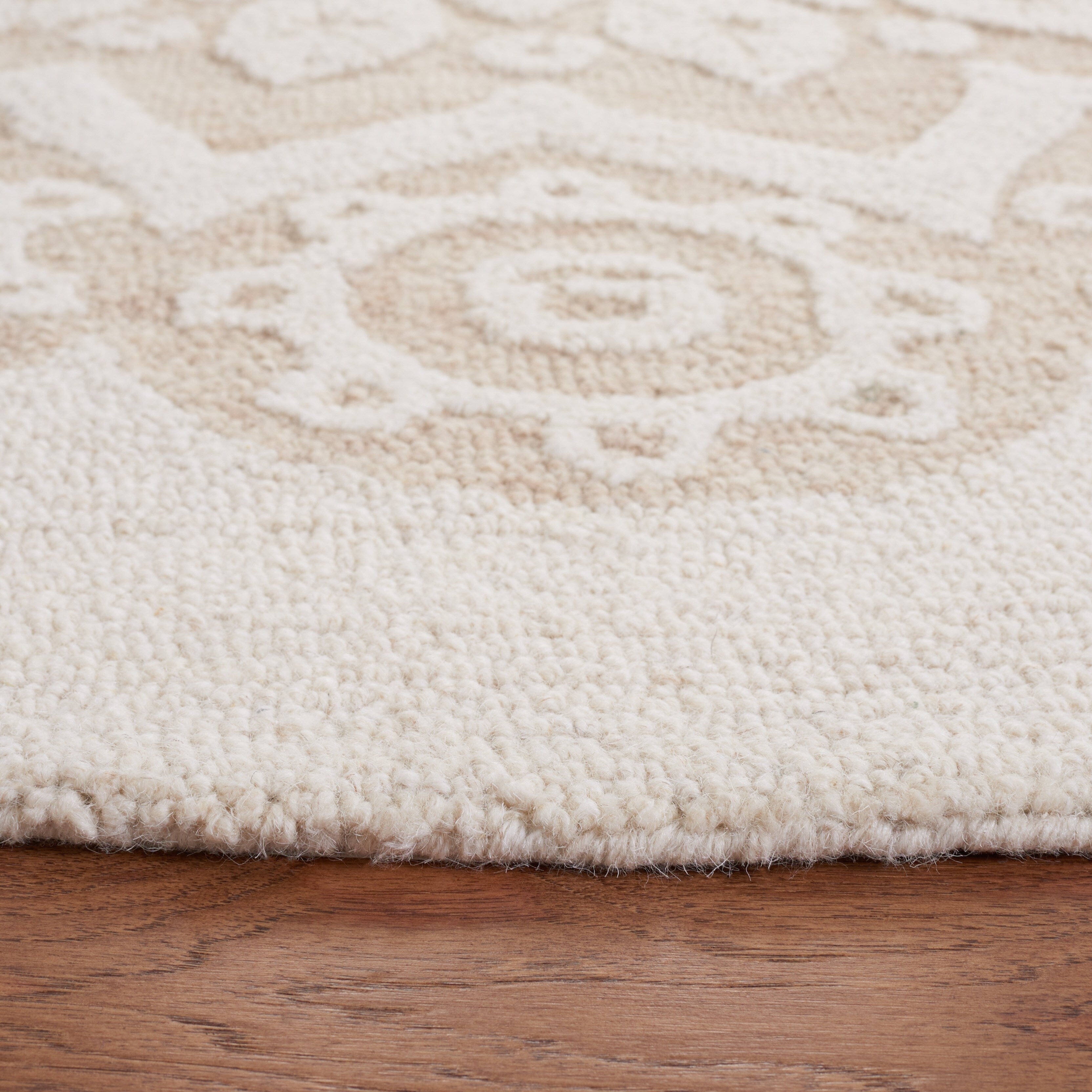 SAFAVIEH Handmade Blossom Oriella Modern Floral Wool Rug