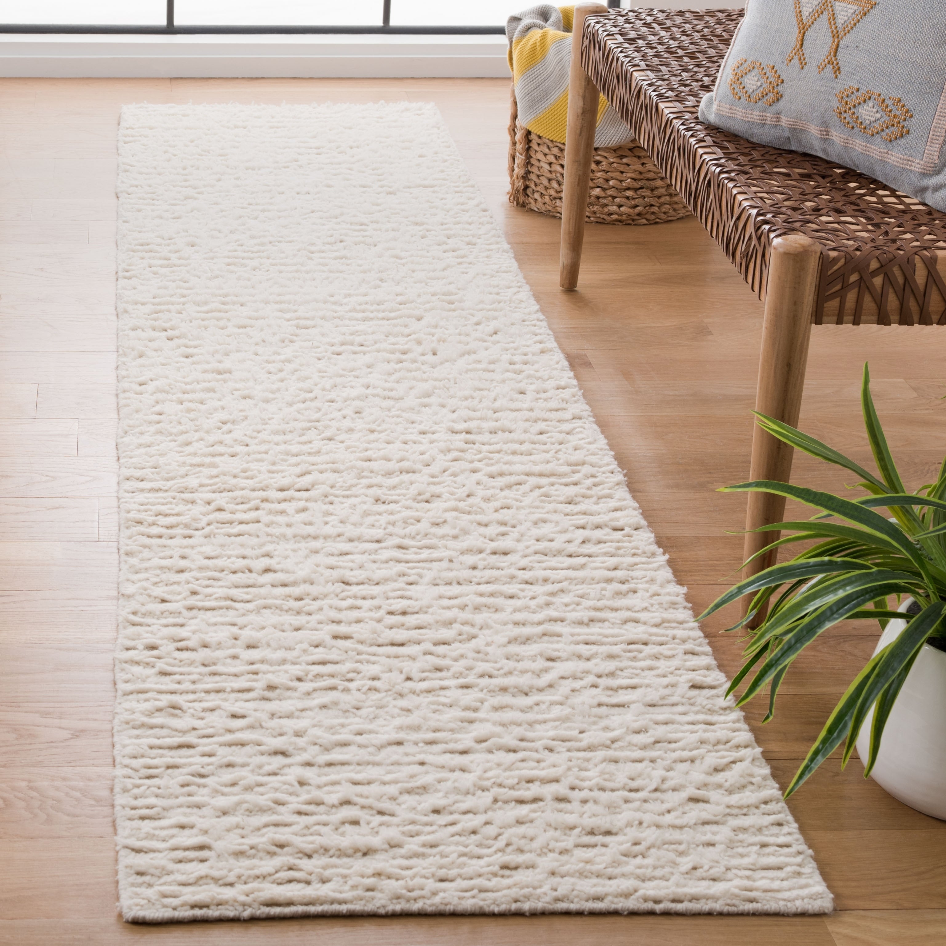 SAFAVIEH Handmade Casablanca Marlous Wool Rug