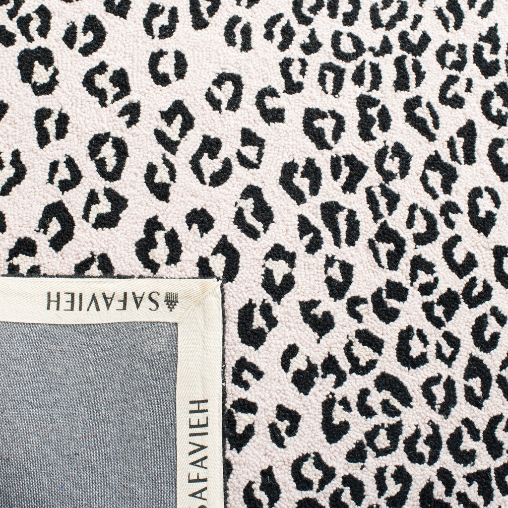 SAFAVIEH Handmade Chelsea Solar Garden Leopard French Country Wool Rug