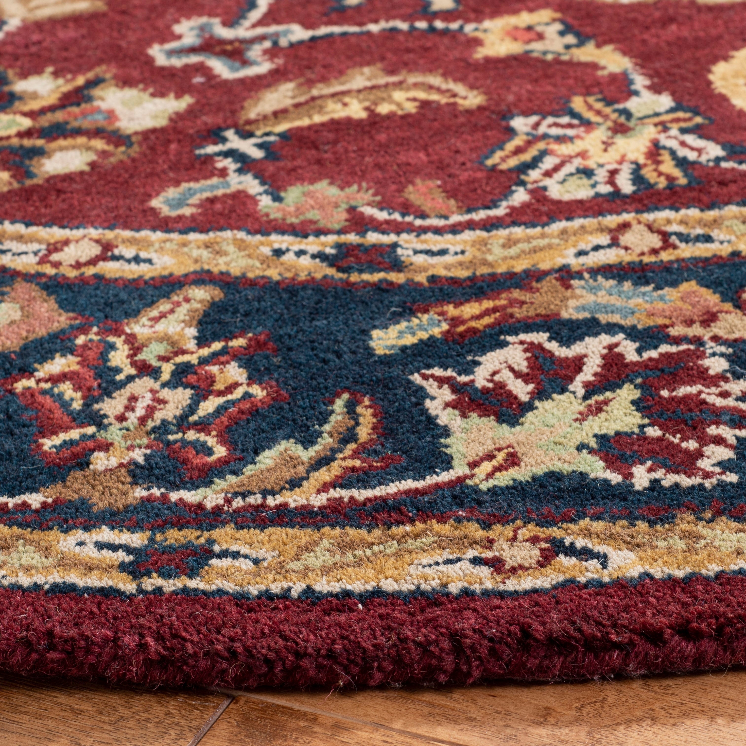 SAFAVIEH Handmade Classic Gordana Traditional Oriental Wool Rug