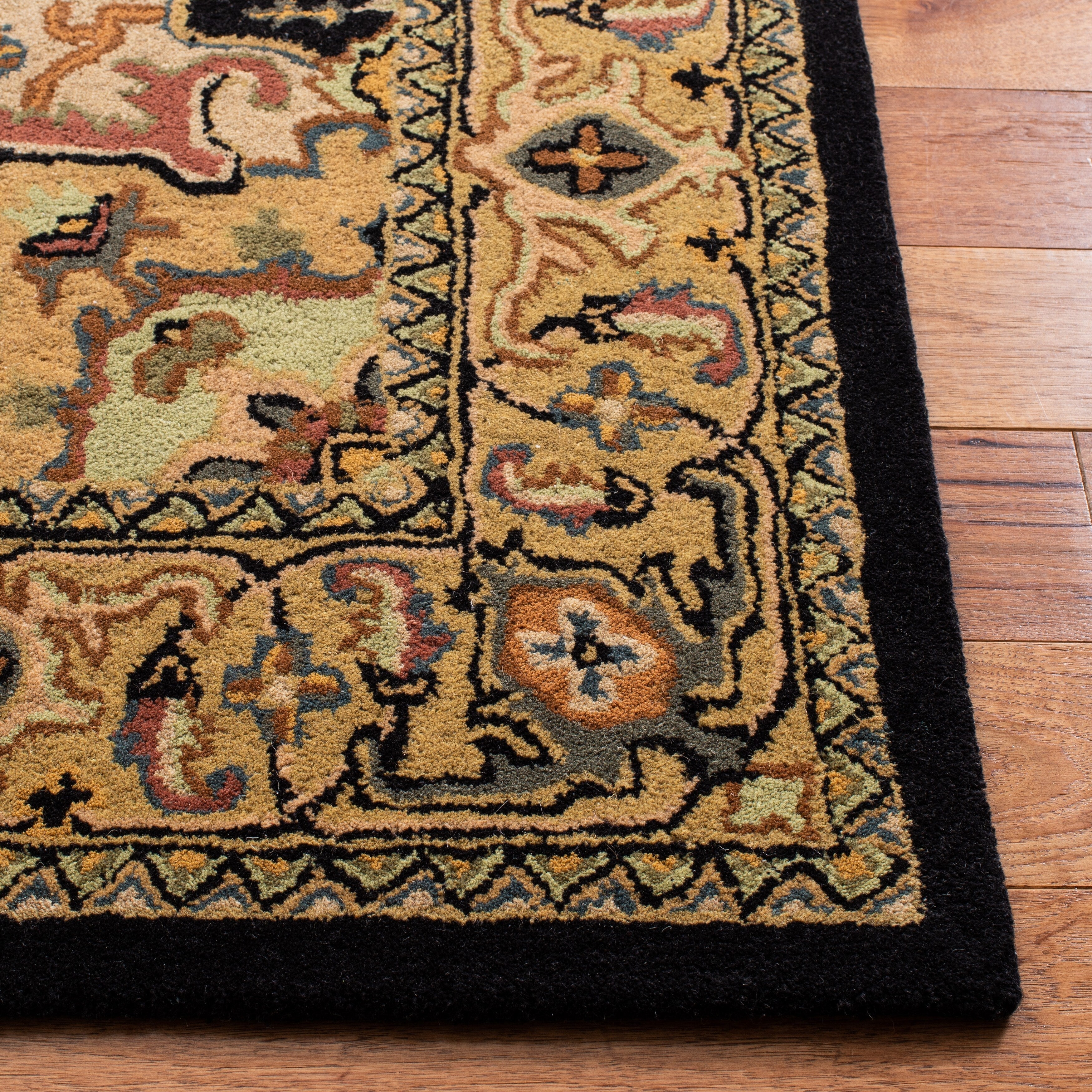 SAFAVIEH Handmade Heritage Carrol Traditional Oriental Wool Rug