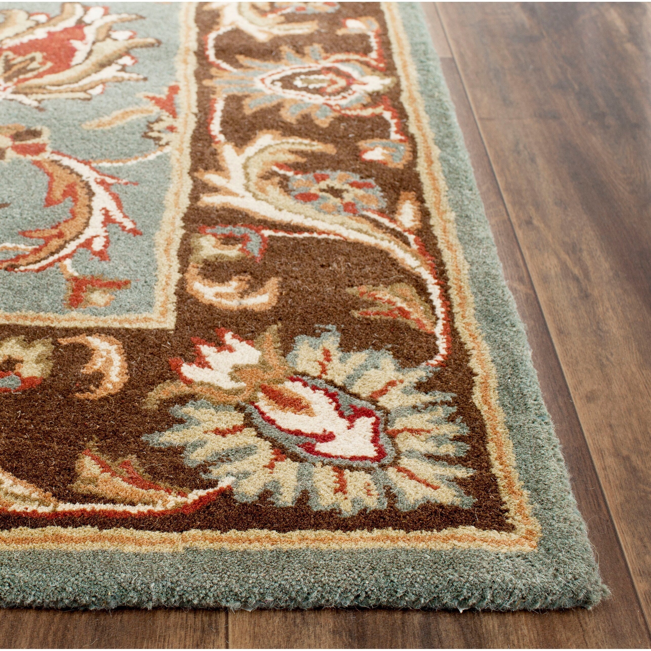 SAFAVIEH Handmade Heritage Full Bloom Traditional Oriental Wool Rug