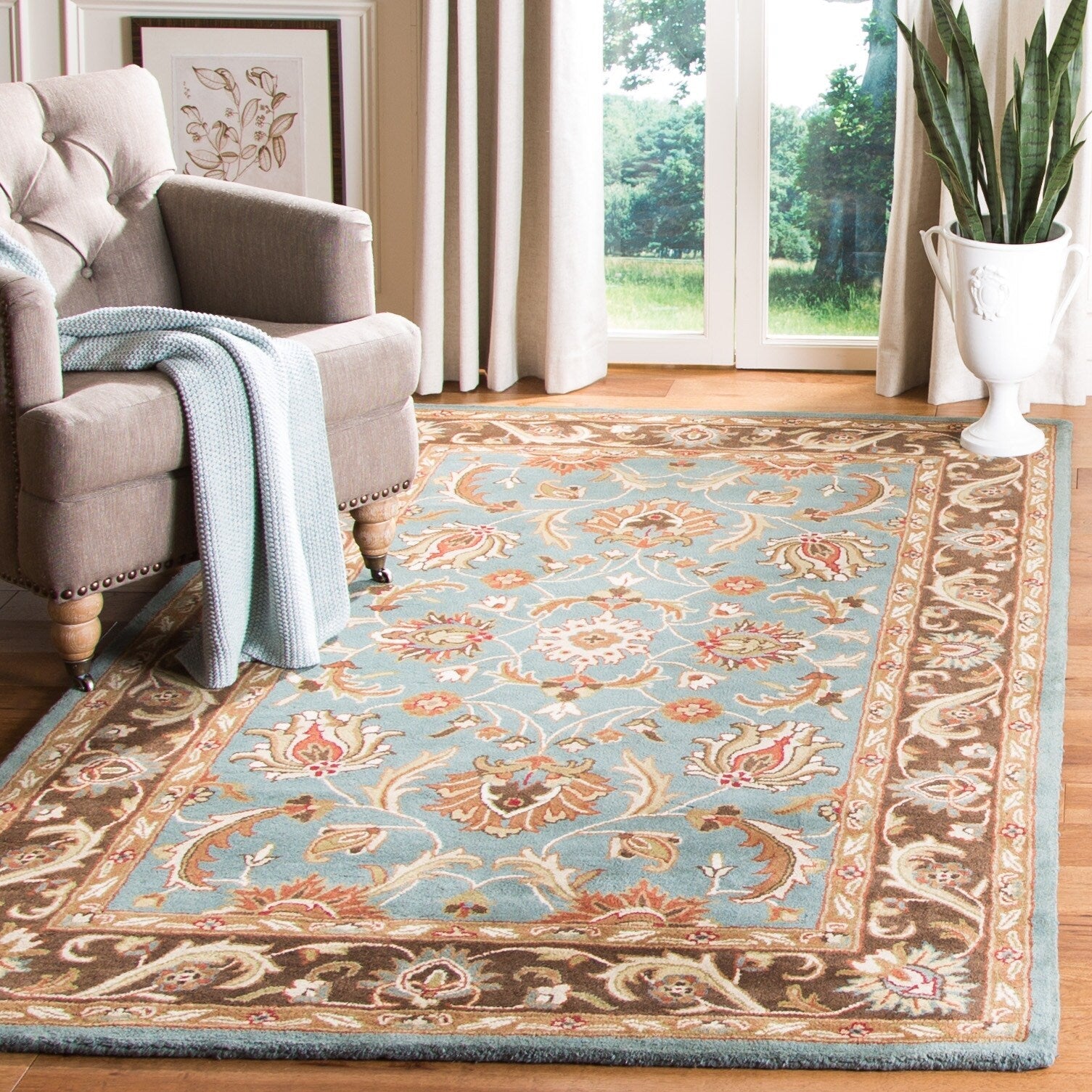 SAFAVIEH Handmade Heritage Full Bloom Traditional Oriental Wool Rug