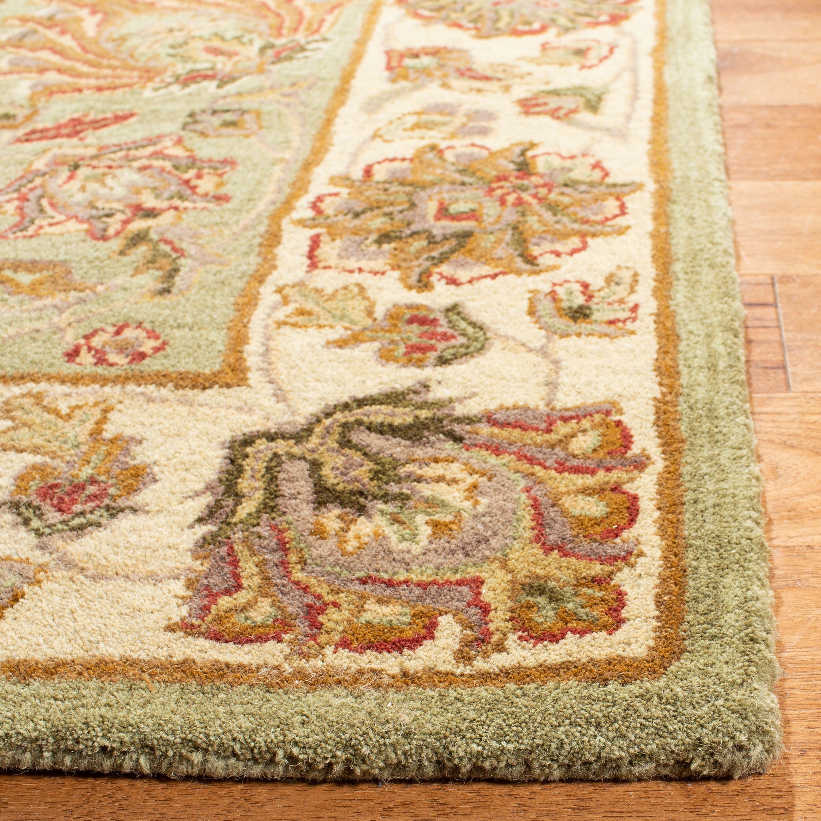 SAFAVIEH Handmade Heritage Kimono Traditional Oriental Wool Rug
