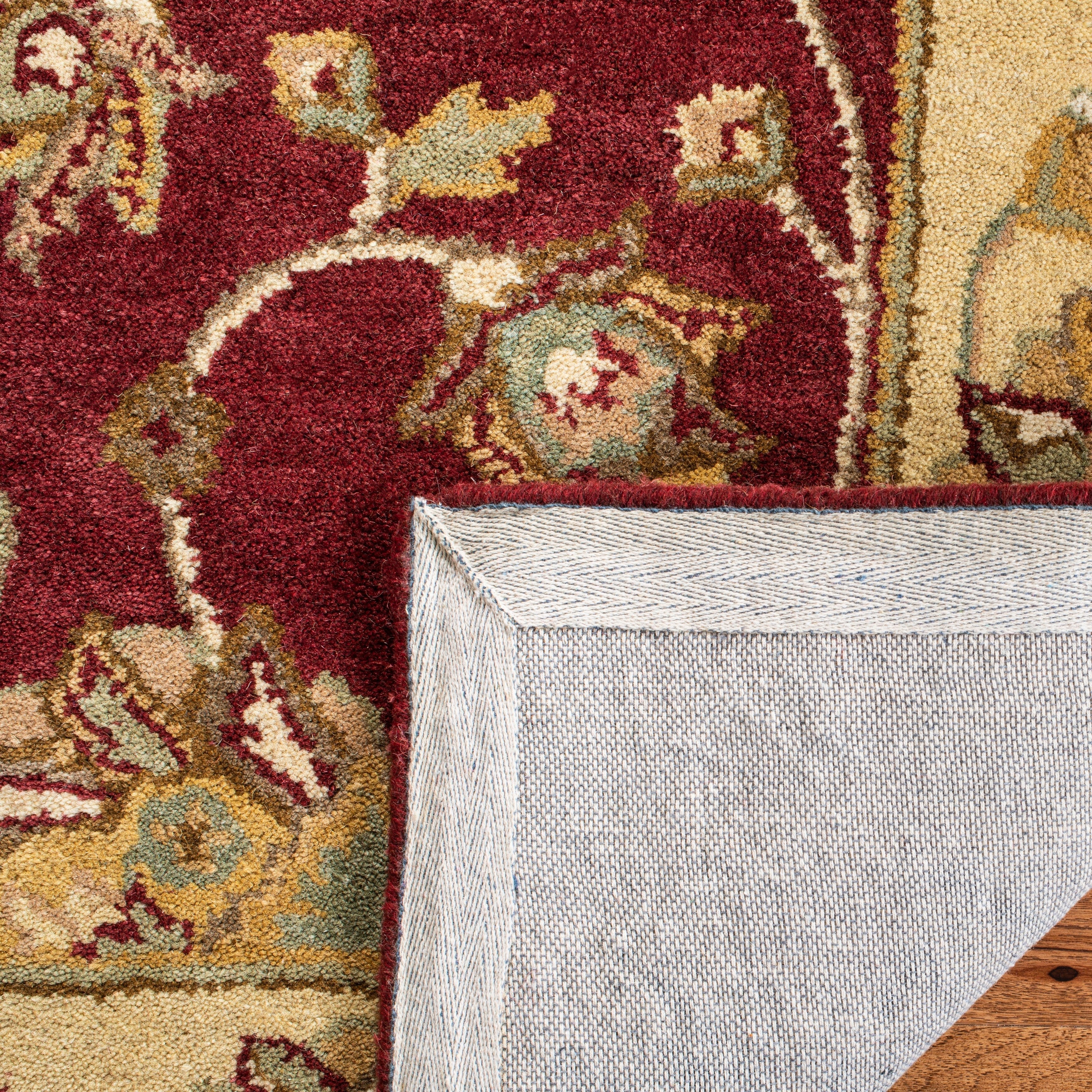 SAFAVIEH Handmade Heritage Kimono Traditional Oriental Wool Rug