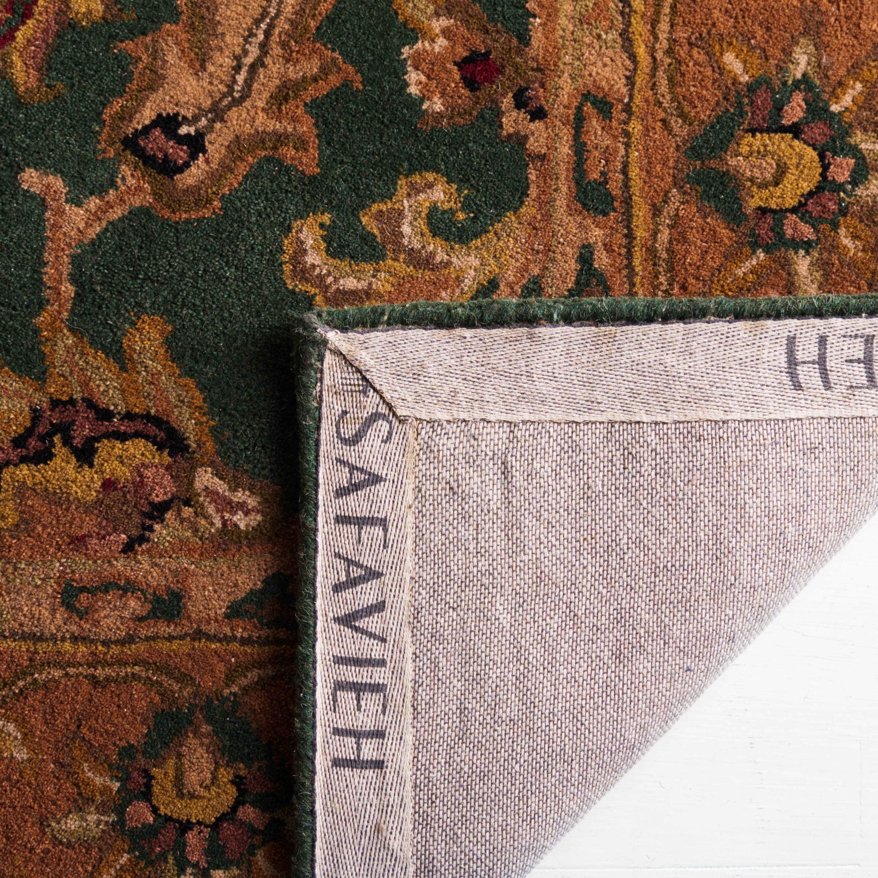 SAFAVIEH Handmade Heritage Lion Traditional Oriental Wool Rug