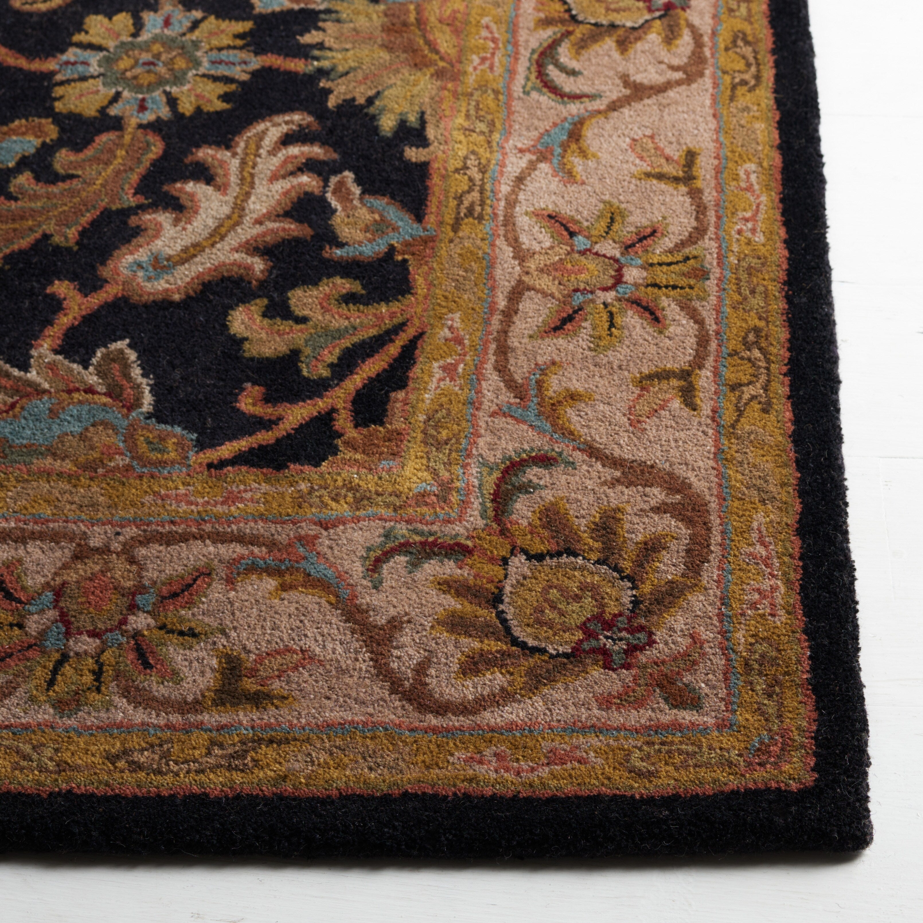 SAFAVIEH Handmade Heritage Lion Traditional Oriental Wool Rug