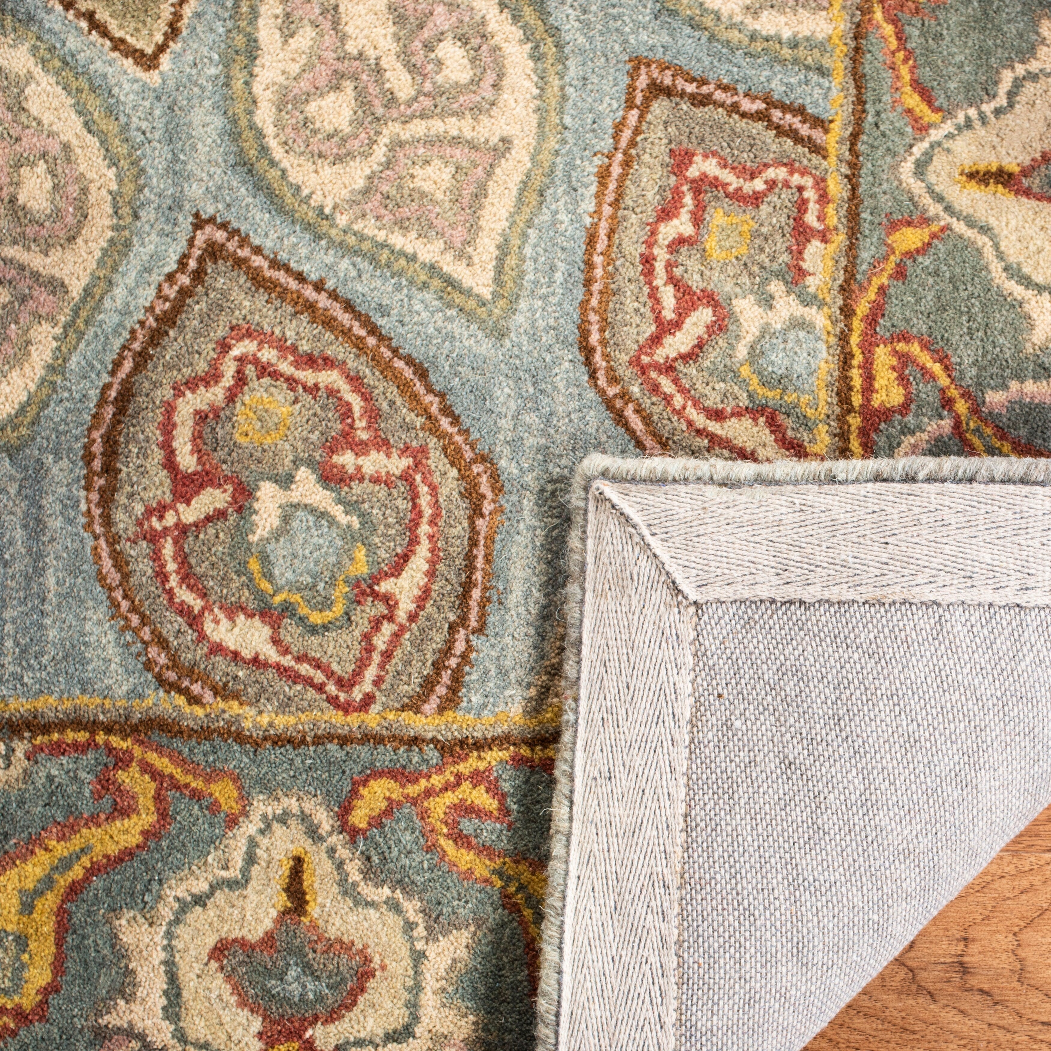 SAFAVIEH Handmade Heritage Wayfarer Traditional Oriental Wool Rug