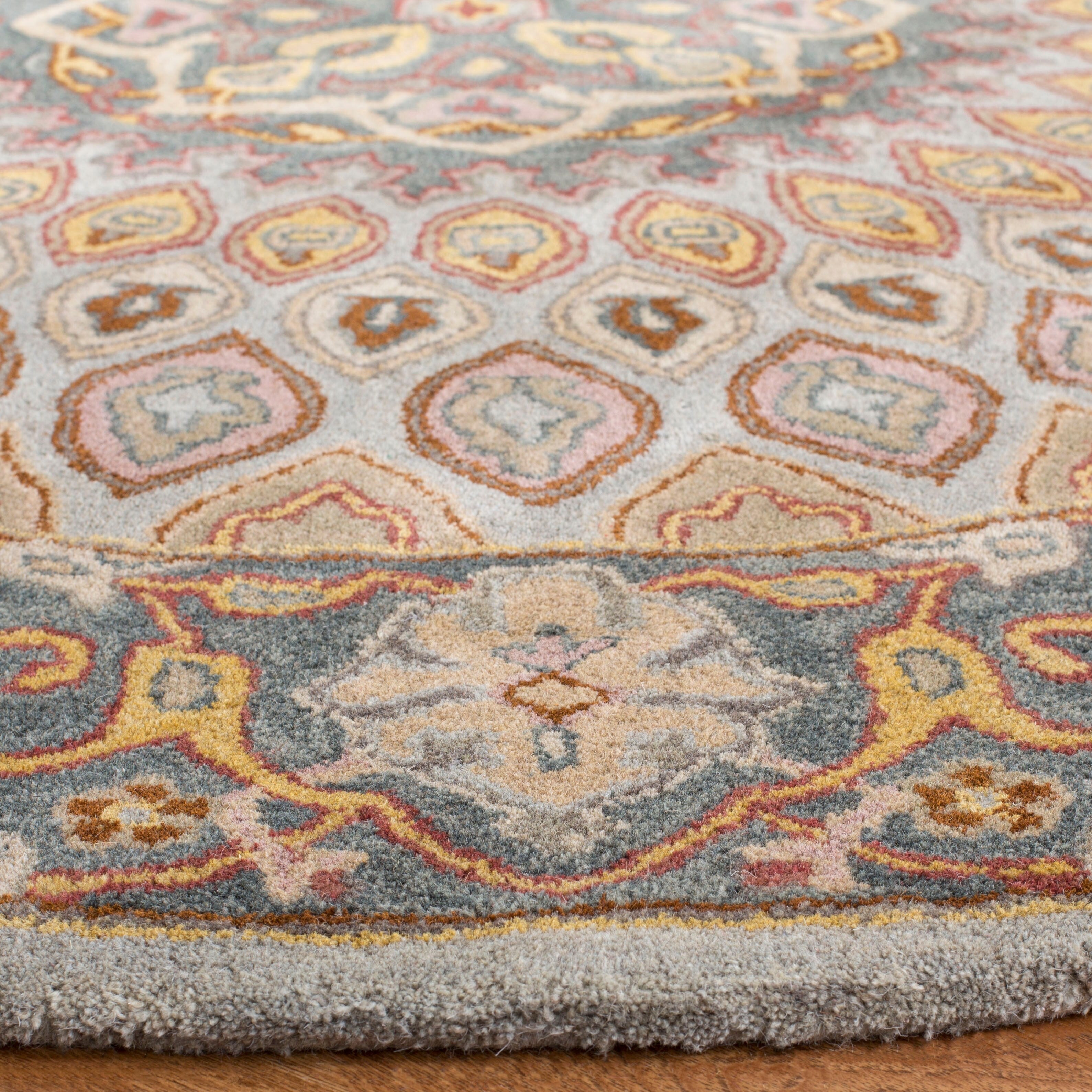 SAFAVIEH Handmade Heritage Wayfarer Traditional Oriental Wool Rug
