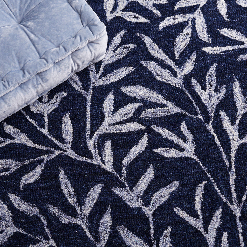 SAFAVIEH Handmade Jardin Mariegret Wool Rug