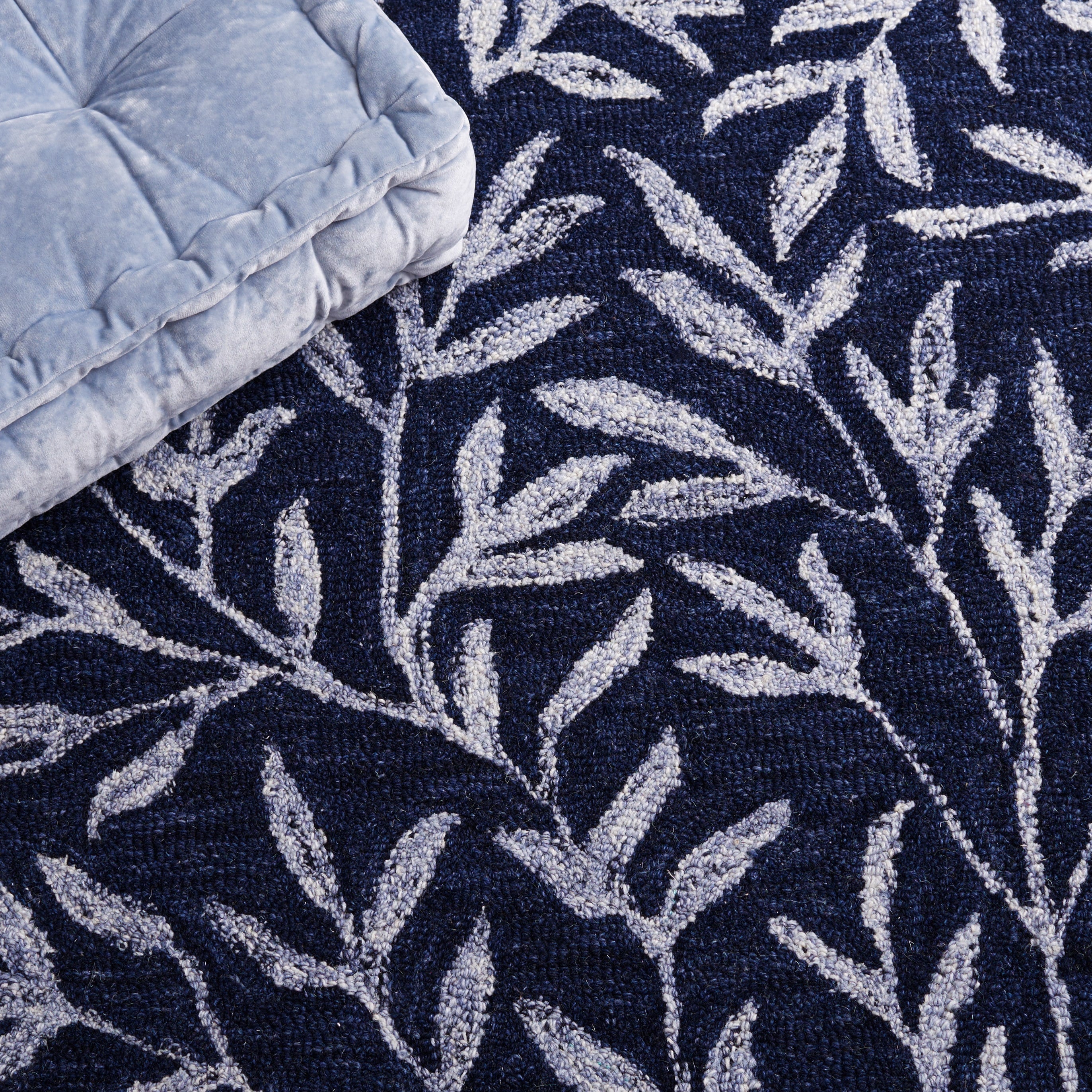 SAFAVIEH Handmade Jardin Mariegret Wool Rug