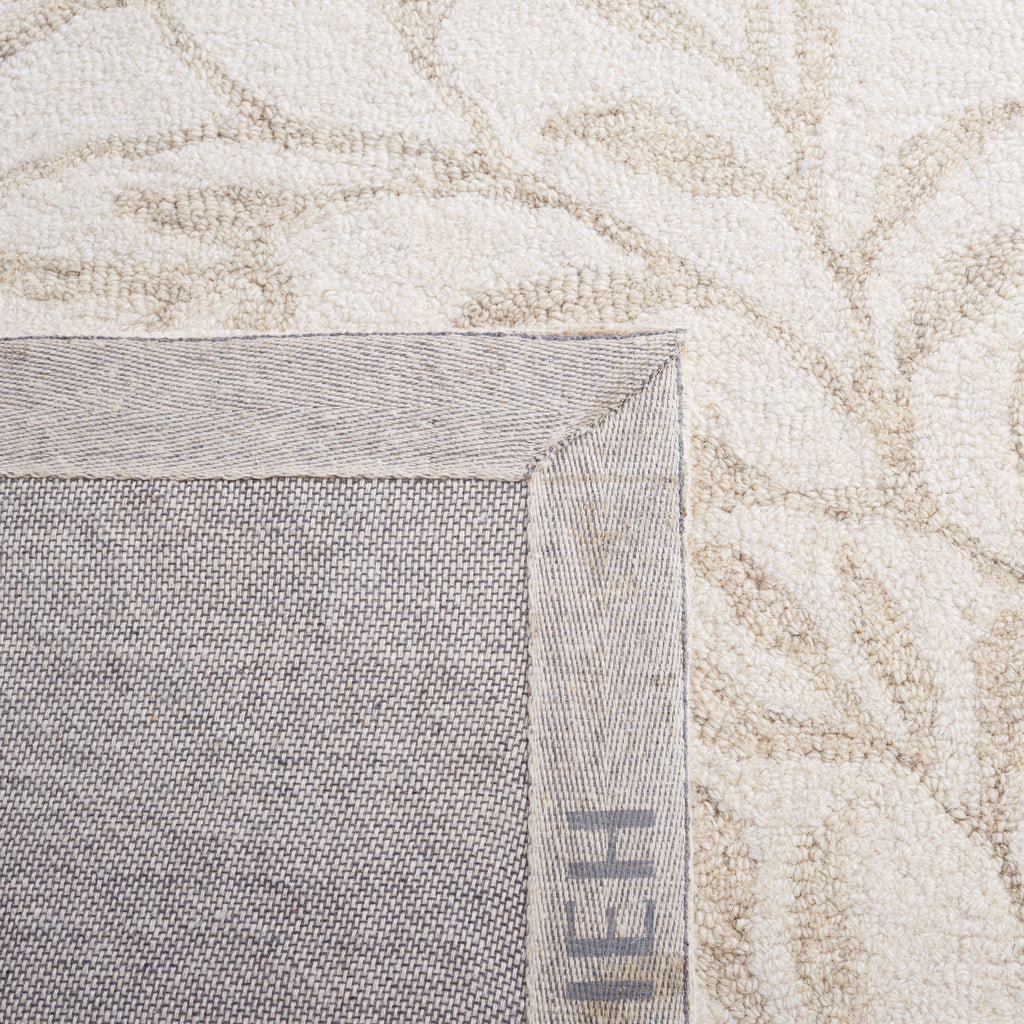 SAFAVIEH Handmade Jardin Mariegret Wool Rug