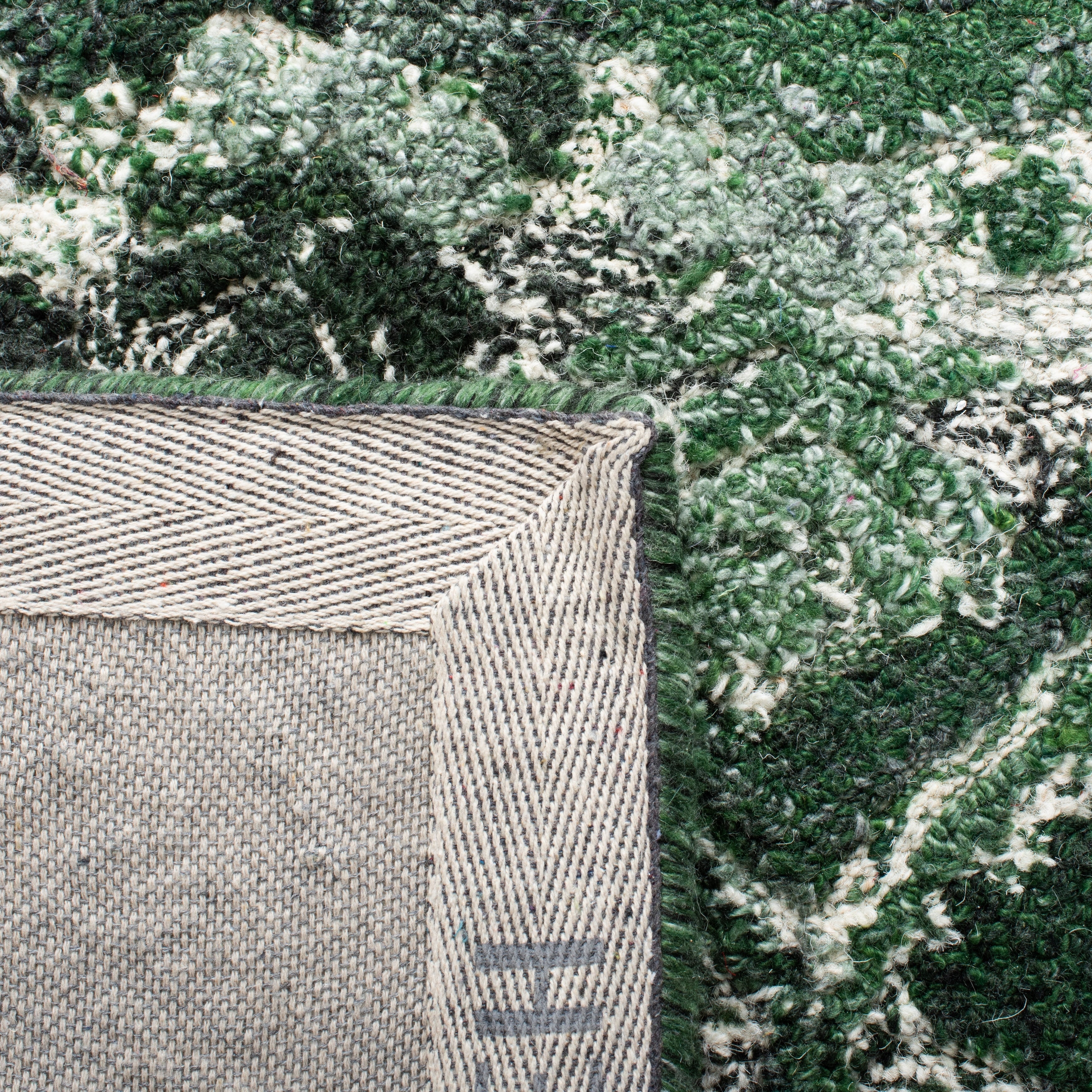 SAFAVIEH Handmade Marquee Carlijn Modern Medallion Wool Rug