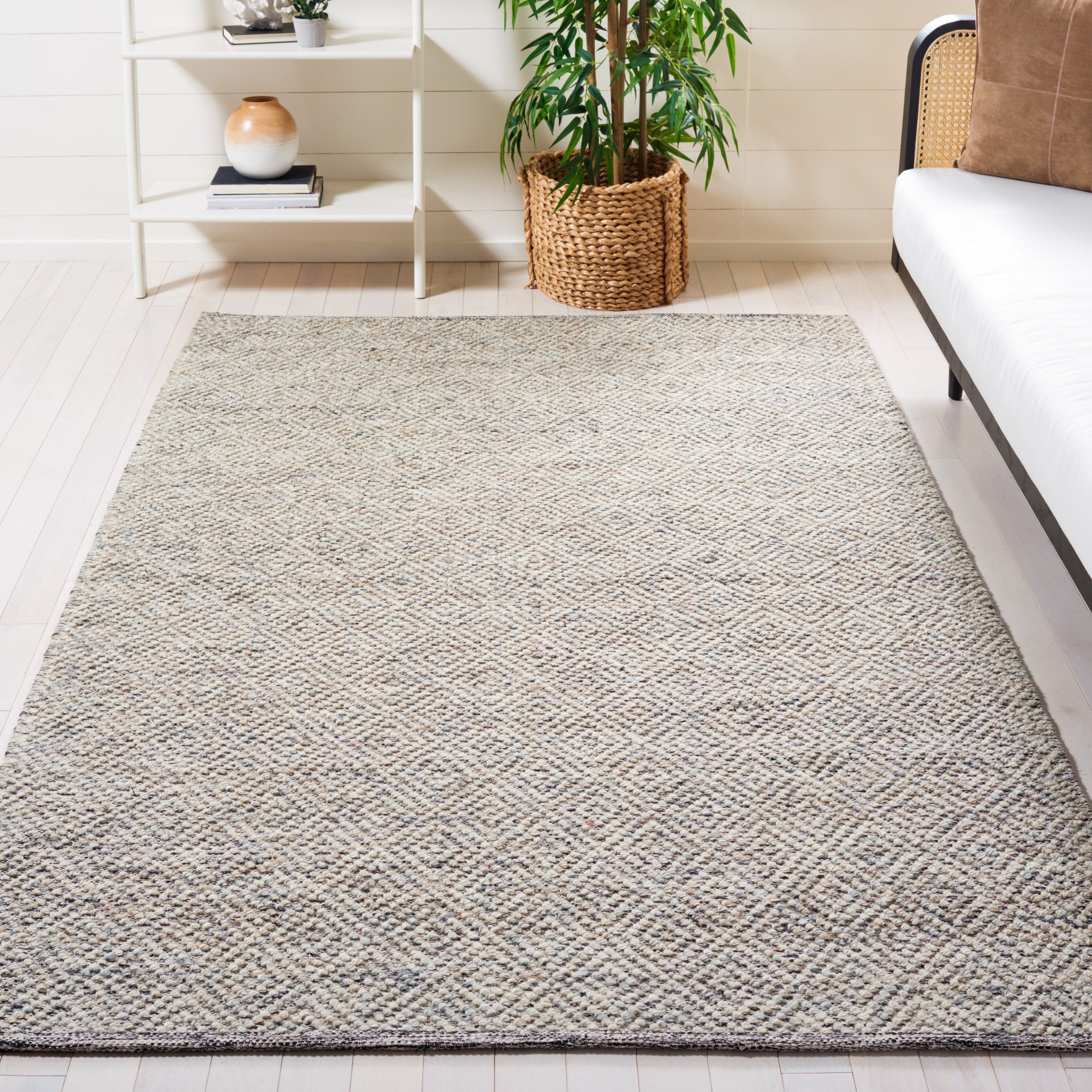 SAFAVIEH Handmade Natura Palmerina Wool Area Rug