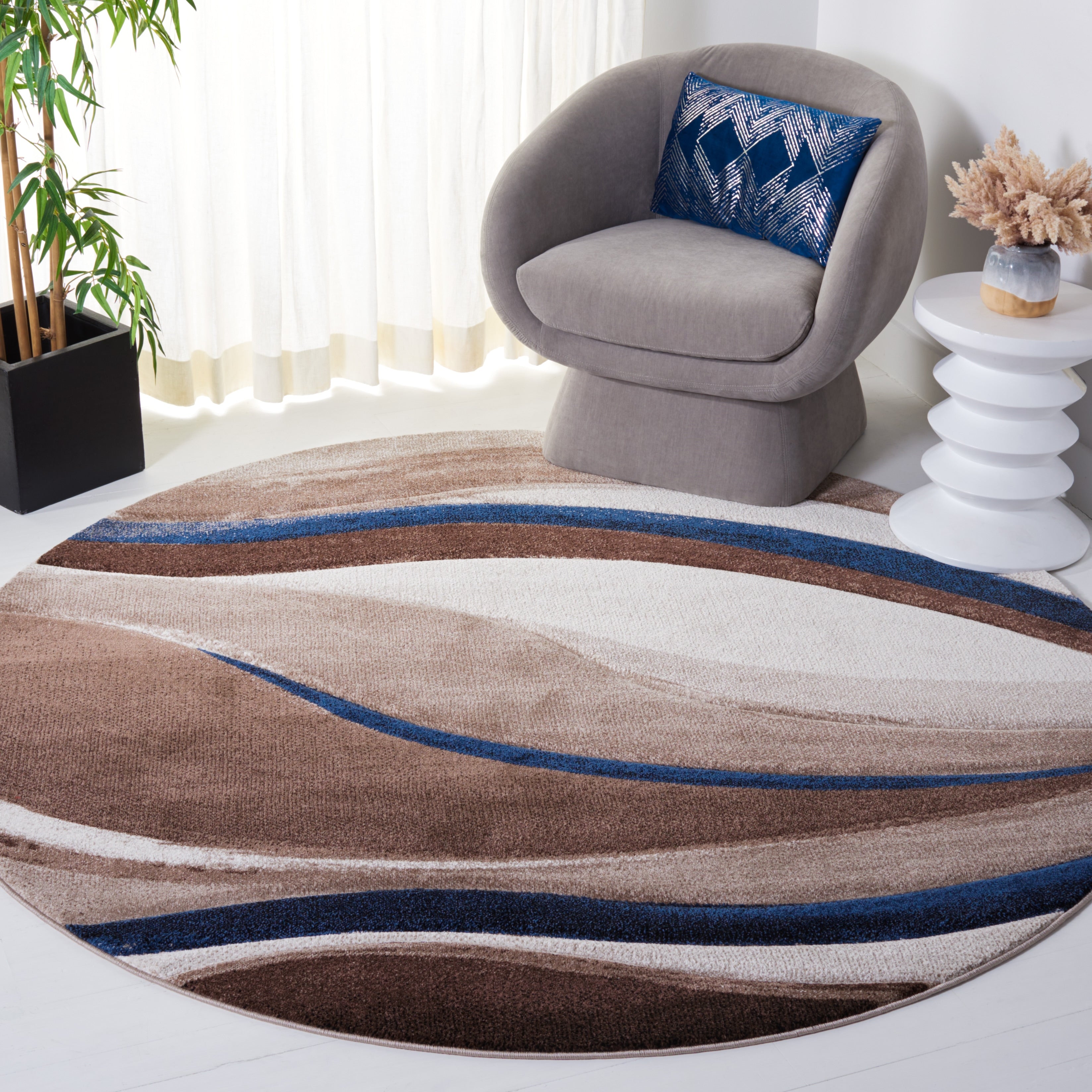 SAFAVIEH Hollywood Zohreh Mid-Century Modern Abstract Rug