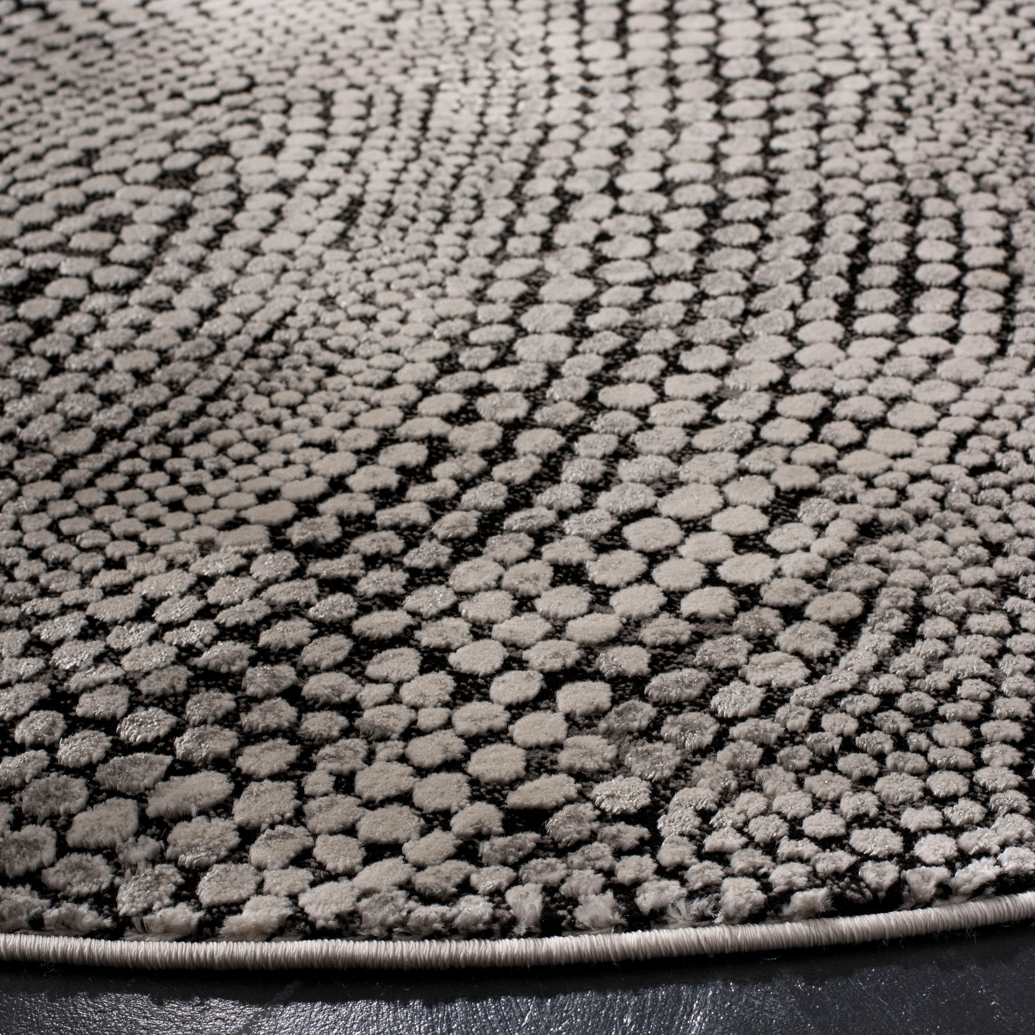 SAFAVIEH Lurex Carleen Modern Abstract Polyester Rug