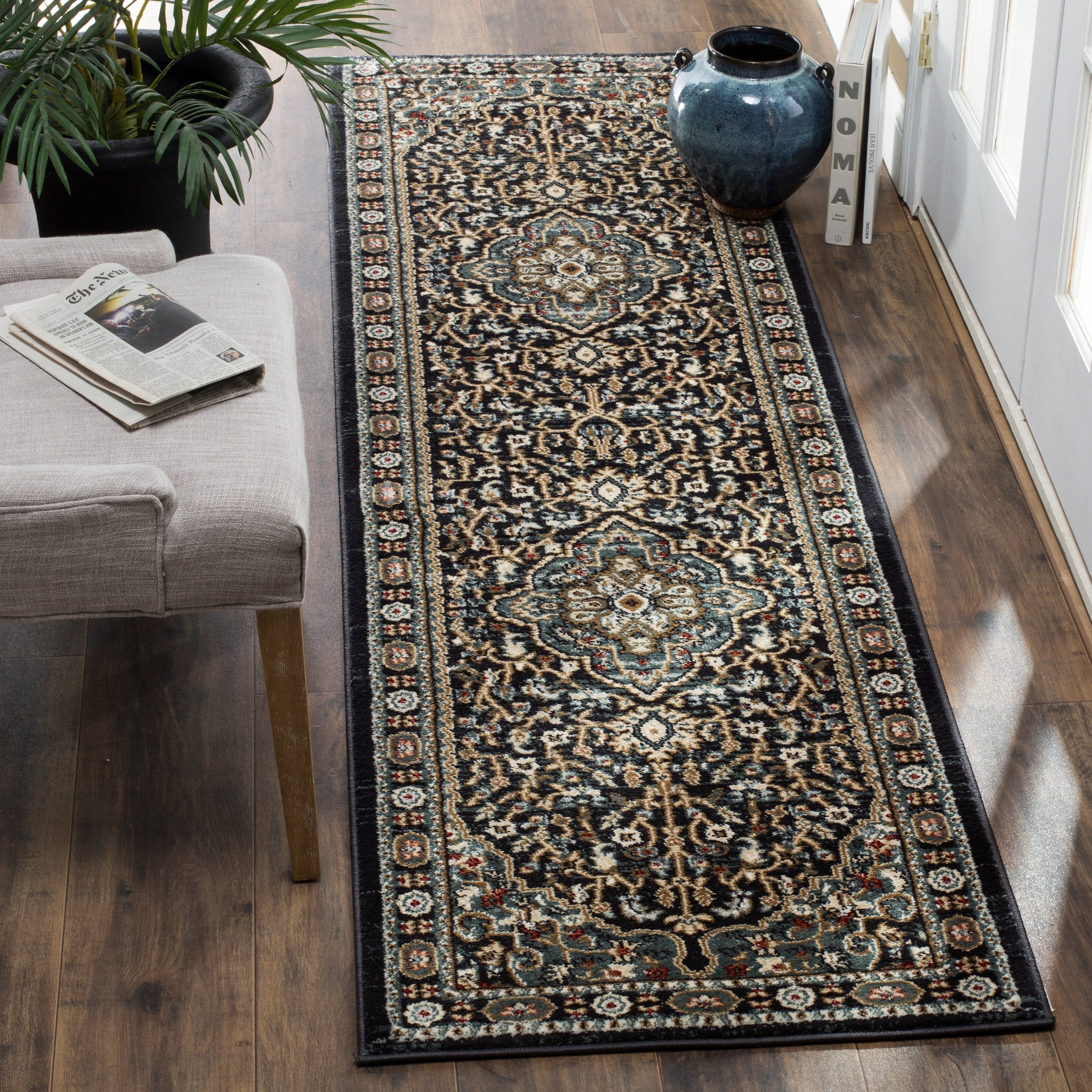 SAFAVIEH Lyndhurst Jill Traditional Oriental Rug