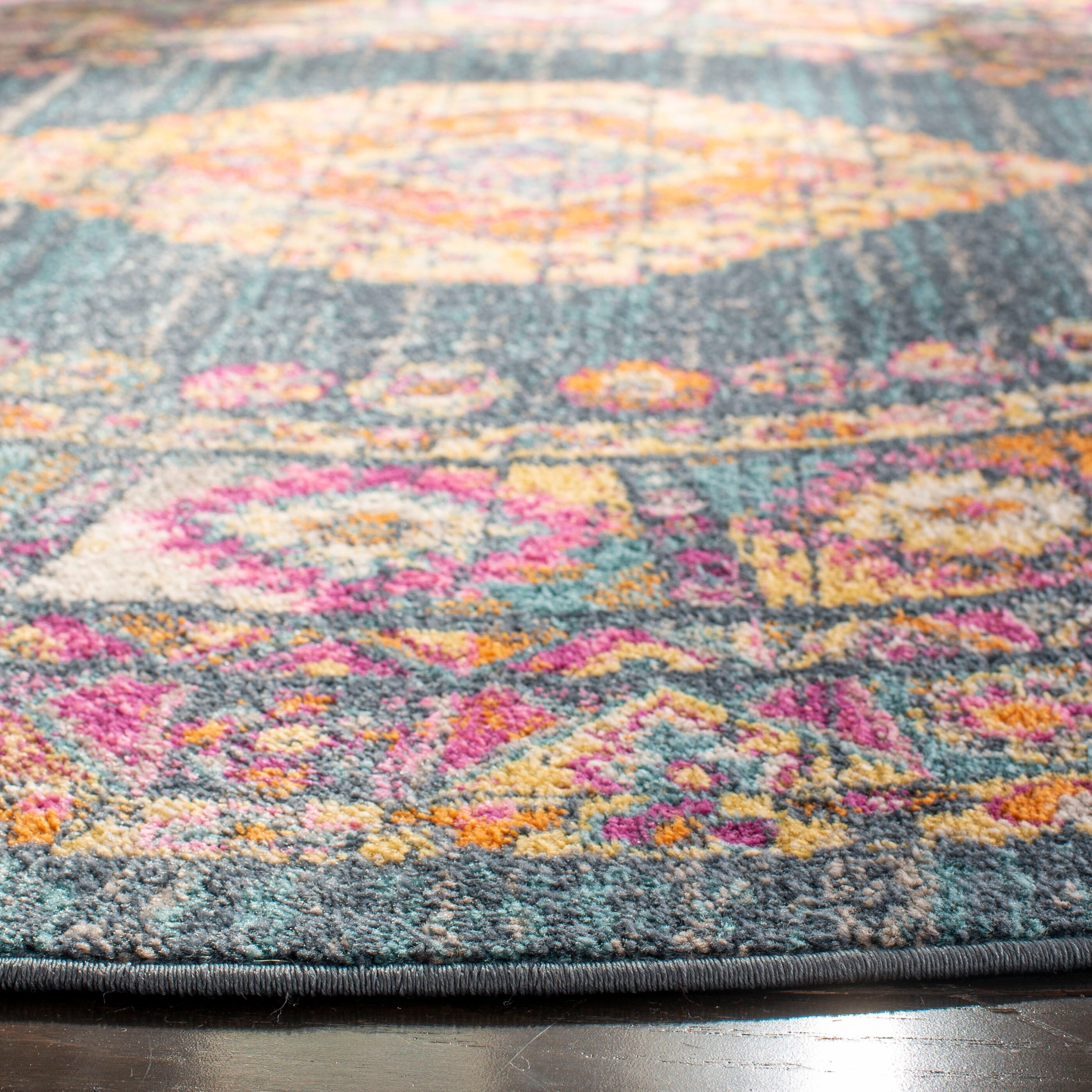 SAFAVIEH Madison Beverlee Vintage Boho Oriental Rug