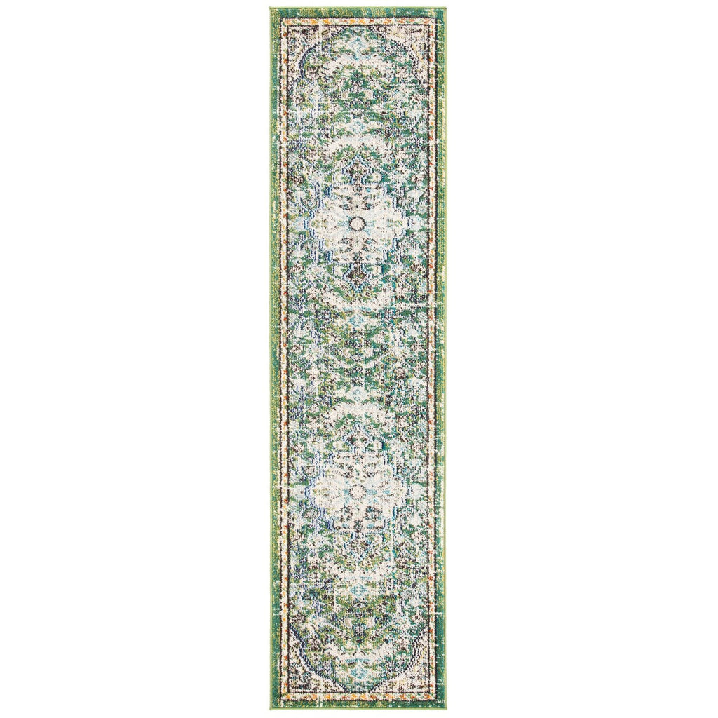 SAFAVIEH Madison Libusa Boho Medallion Distressed Rug