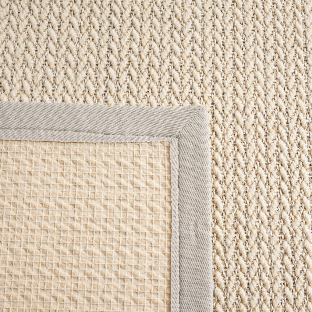 SAFAVIEH Natural Fiber Evia Sisal & Wool Rug