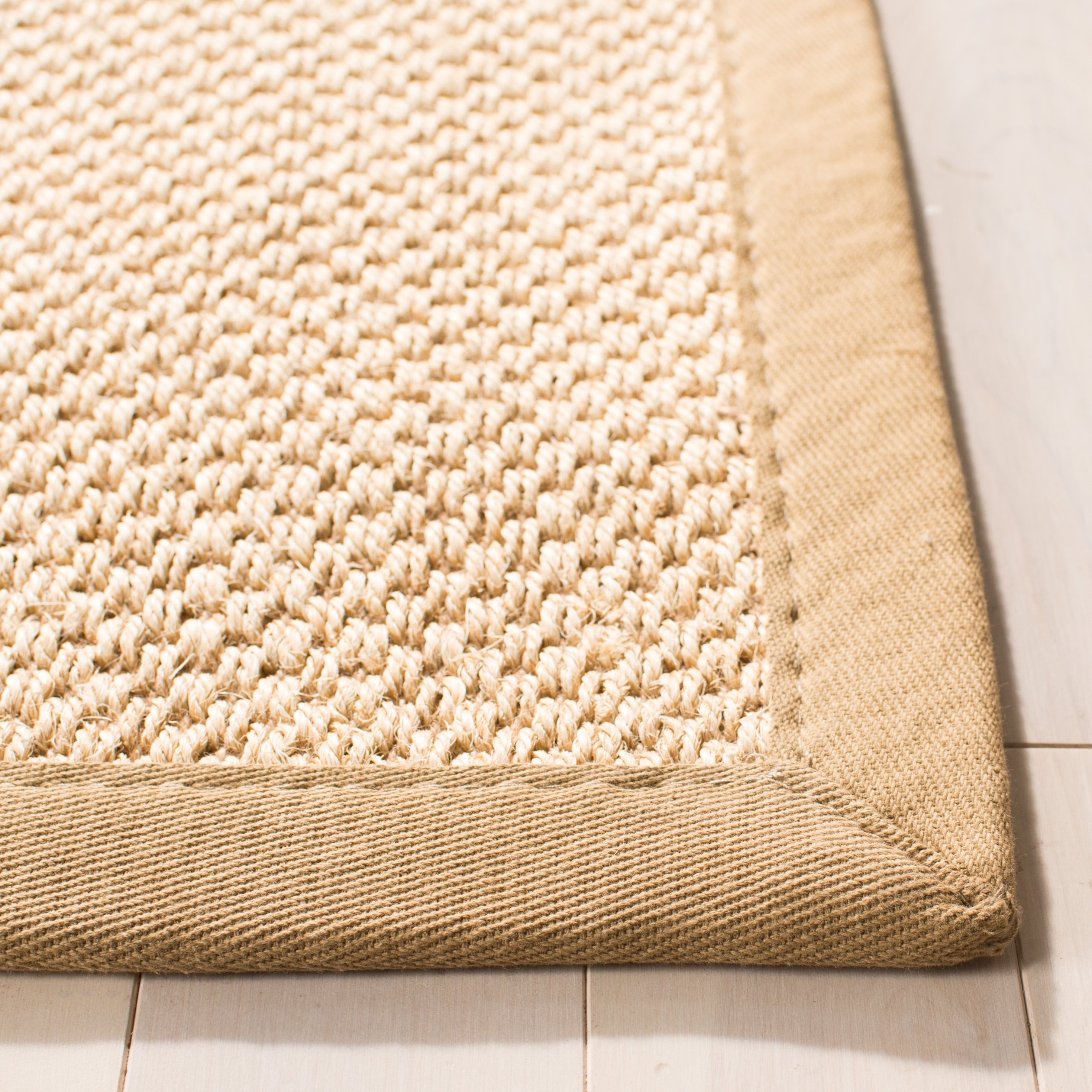 SAFAVIEH Natural Fiber Venus Casual Border Sisal Rug