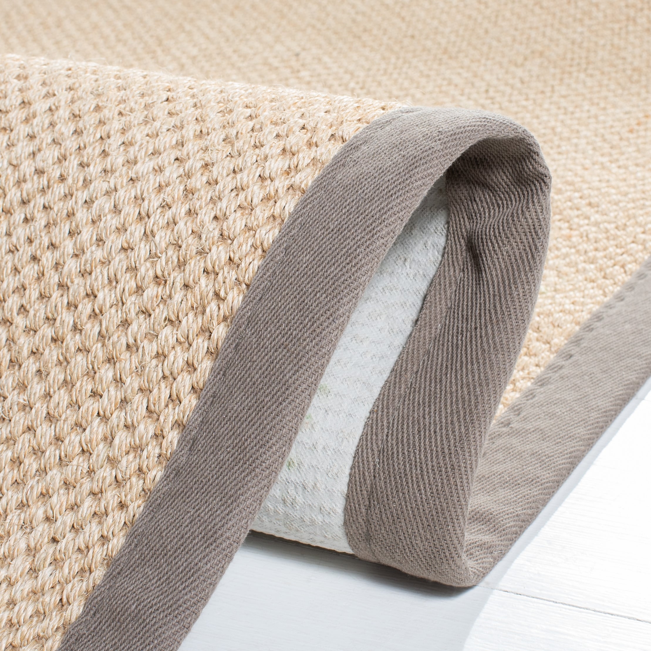 SAFAVIEH Natural Fiber Venus Casual Border Sisal Rug