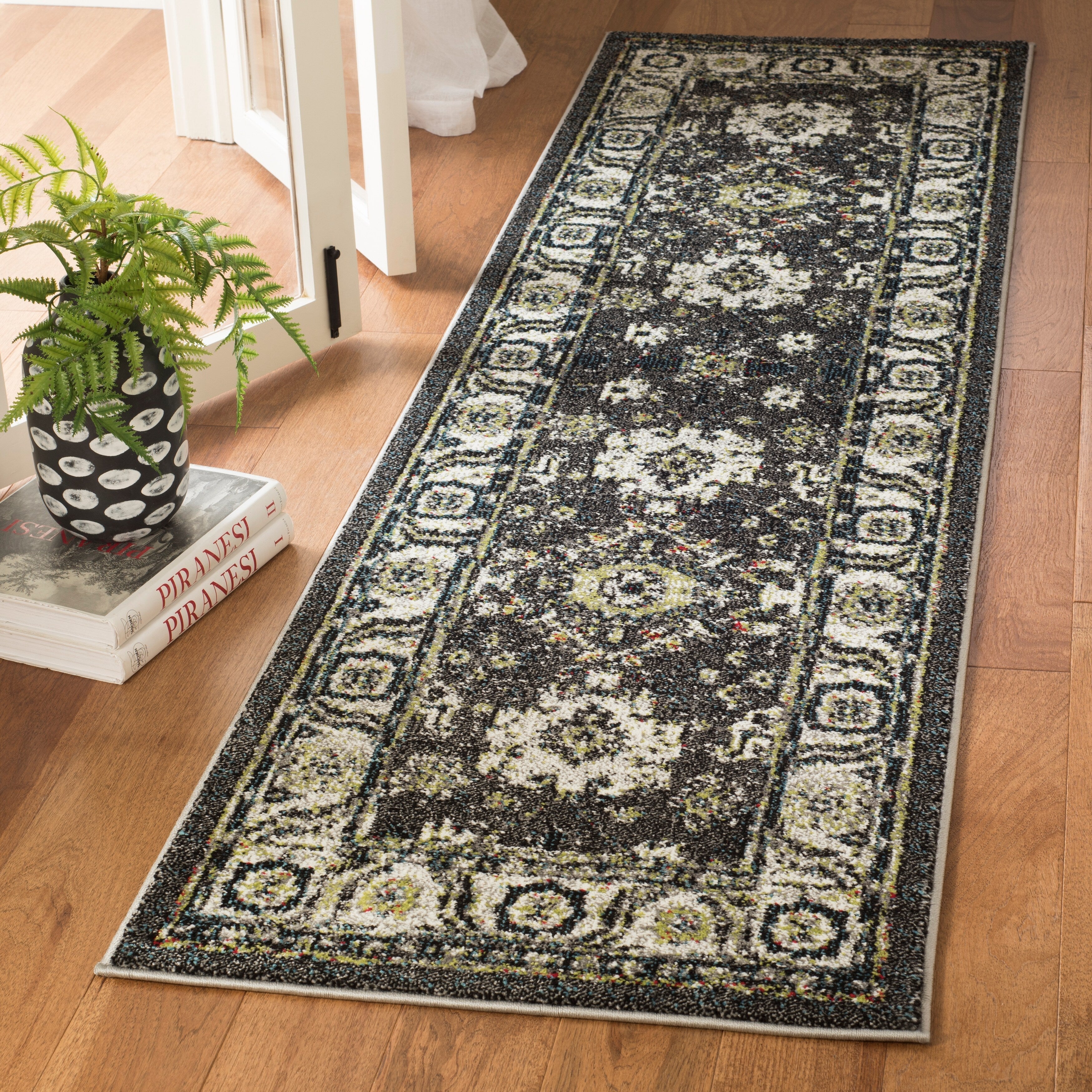 SAFAVIEH Vintage Hamadan Bridget Traditional Oriental Rug