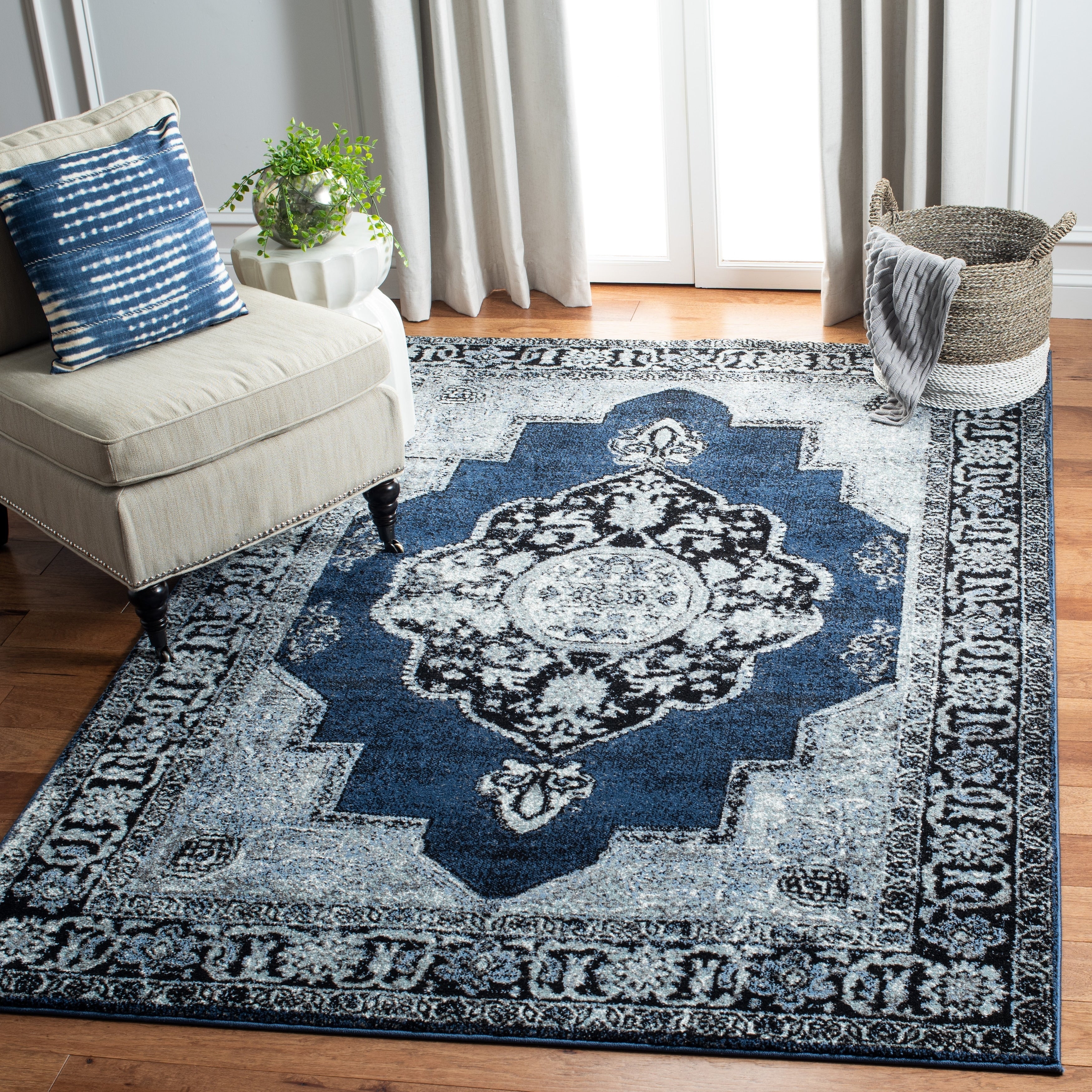SAFAVIEH Vintage Hamadan Ismay Oriental Distressed Rug