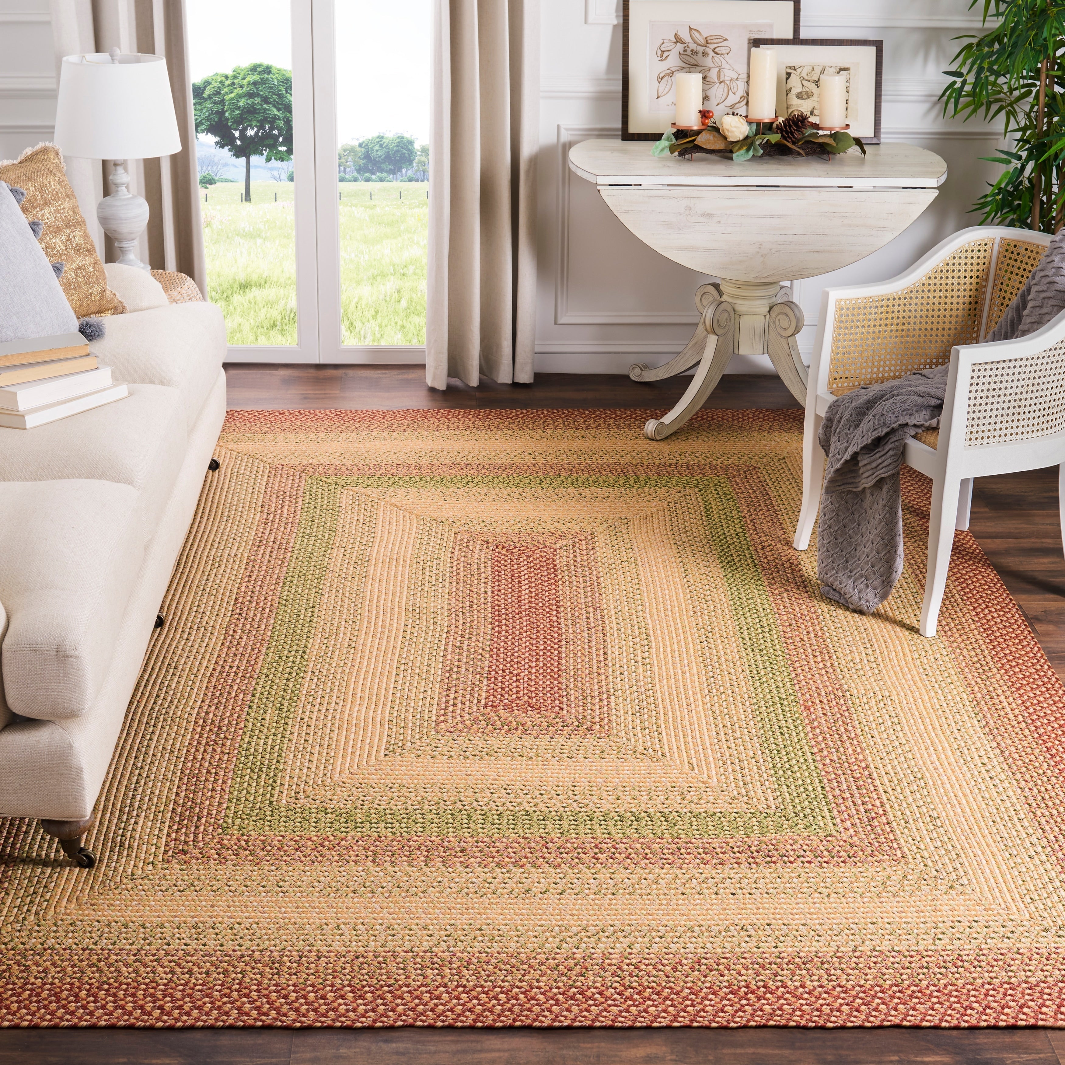 SAFAVIEH, Handmade Braided Adelajde Country Rug