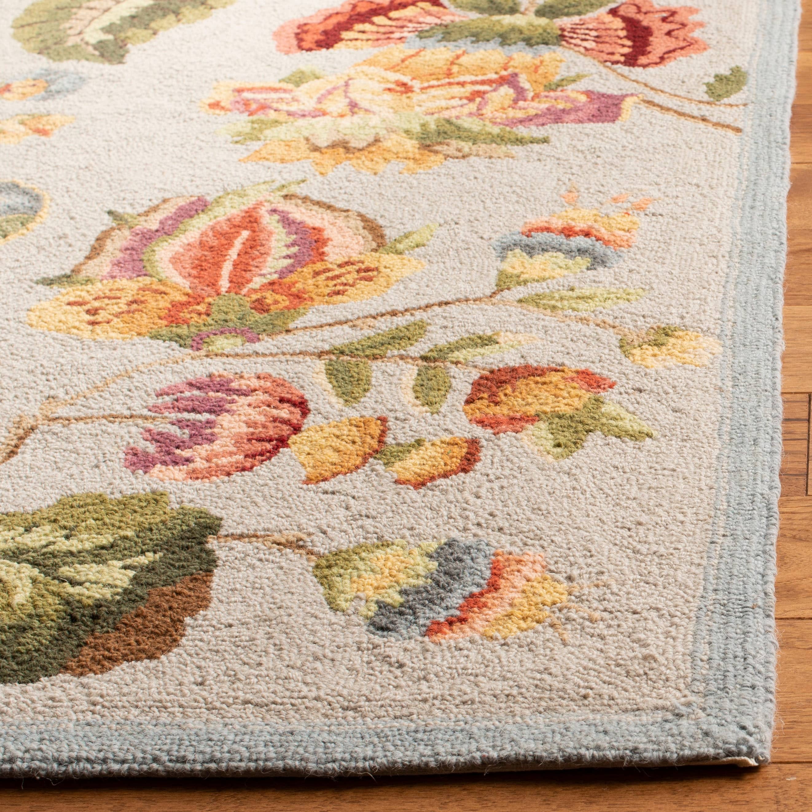 SAFAVIEH, Handmade Chelsea Jurendine French Country Floral Wool Rug