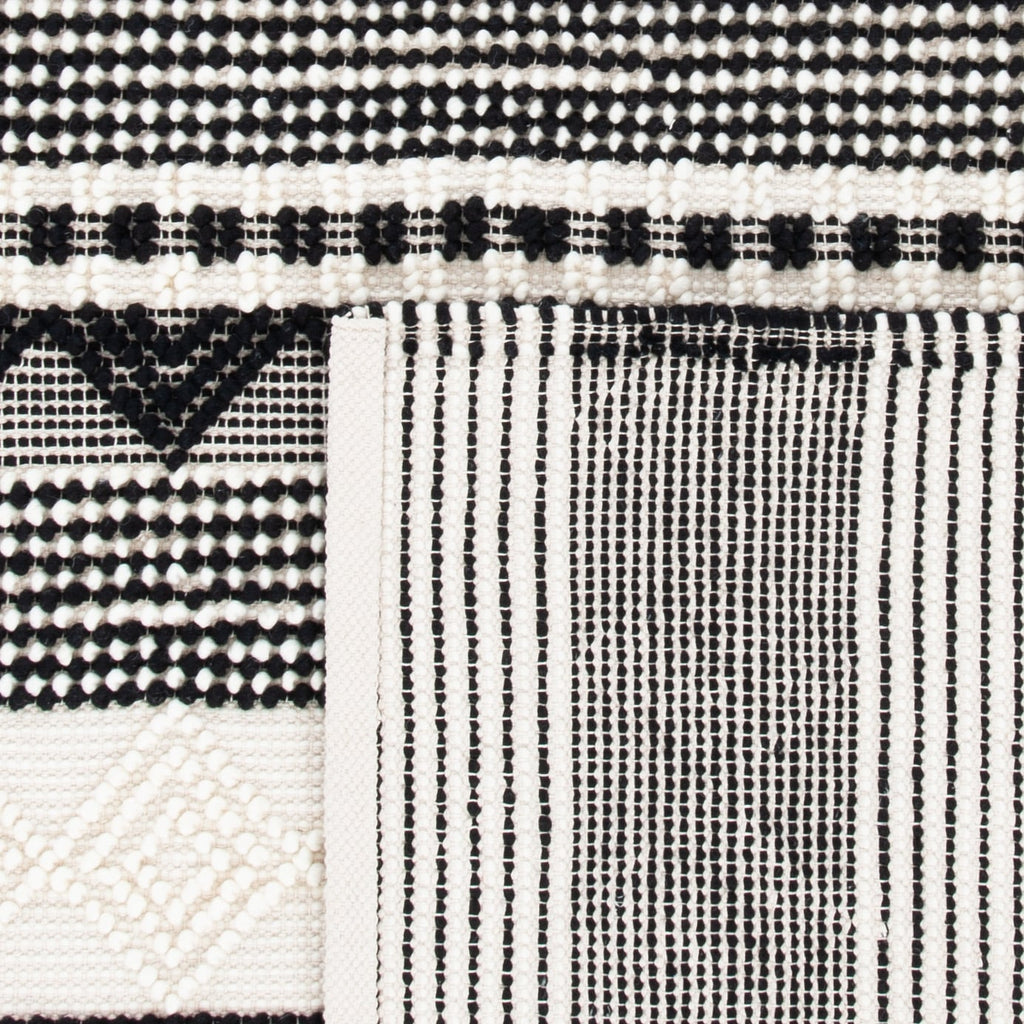 SAFAVIEH, Handmade Natura Paladia Wool Rug